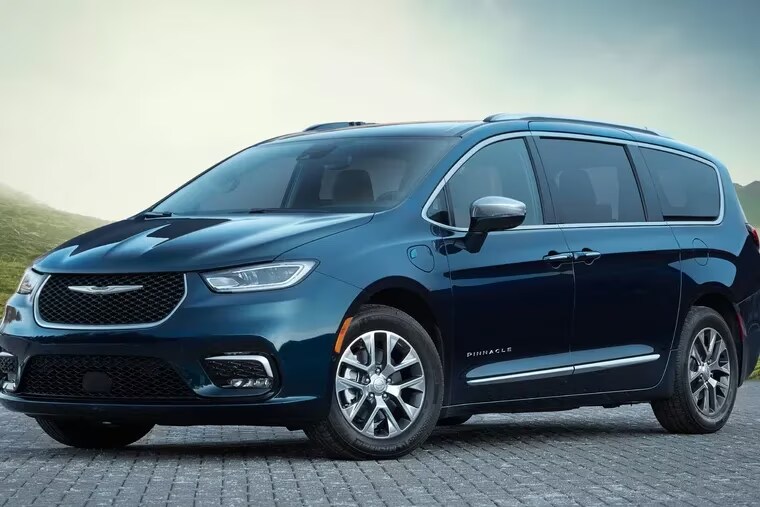 2023 Chrysler Pacifica.png