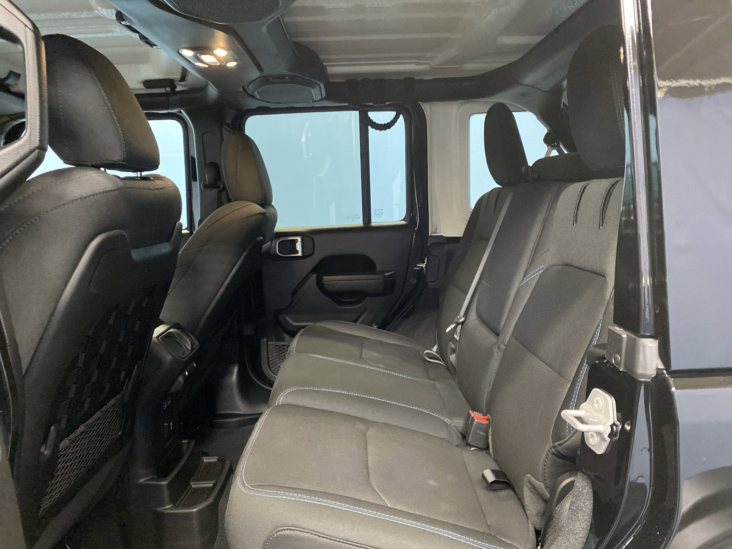 2022 Jeep Wrangler Unlimited Rubicon 4XE - Photo 24