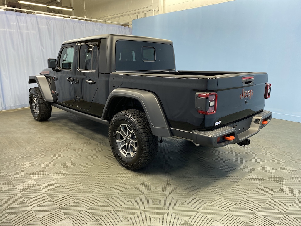 Used 2024 Jeep Gladiator Mojave Mojave 4x4