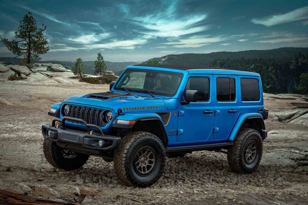 2023-jeep-wrangler_100874519_l.jpeg