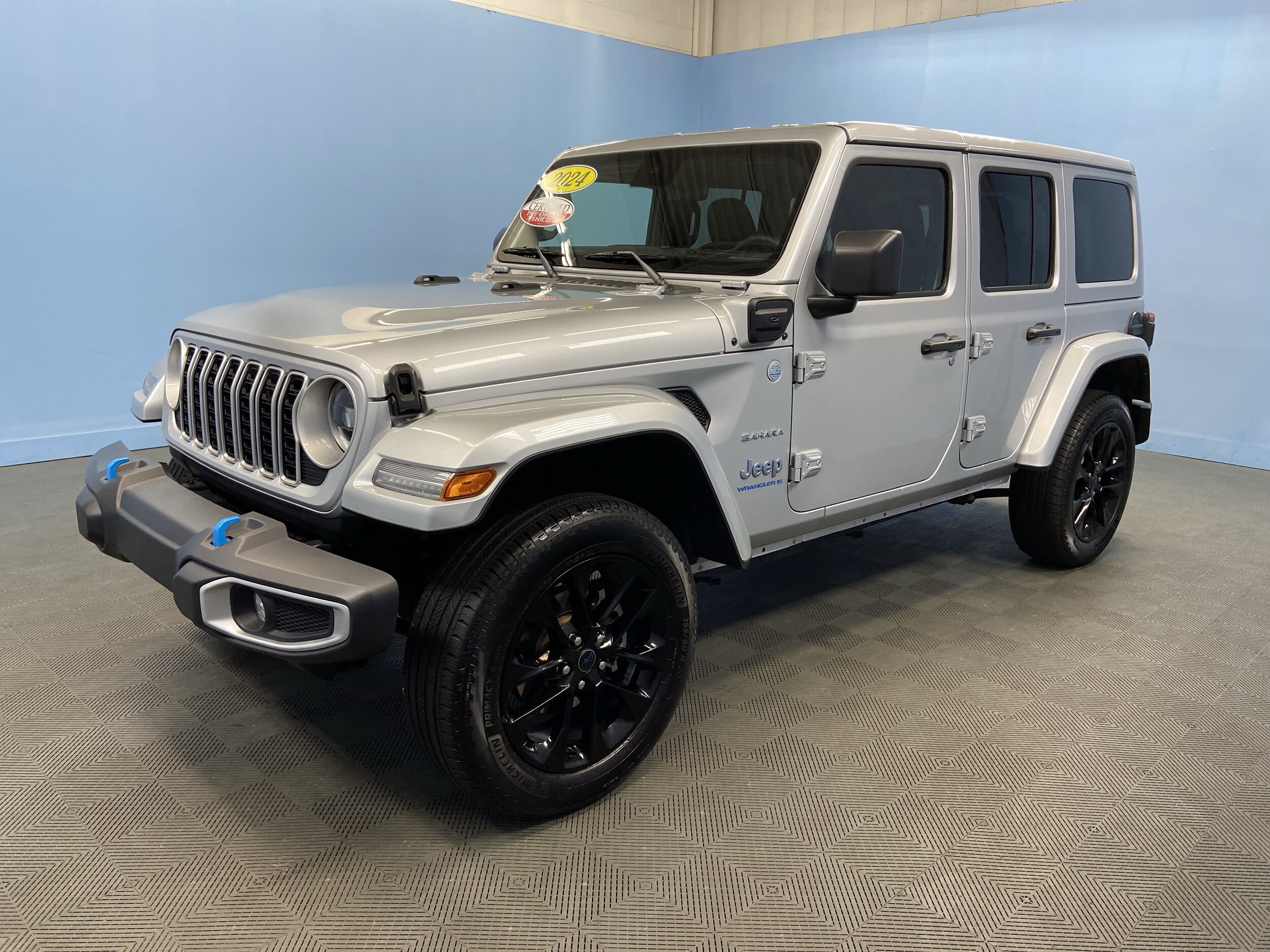 2024 Jeep Wrangler 4xe Sahara photo 3