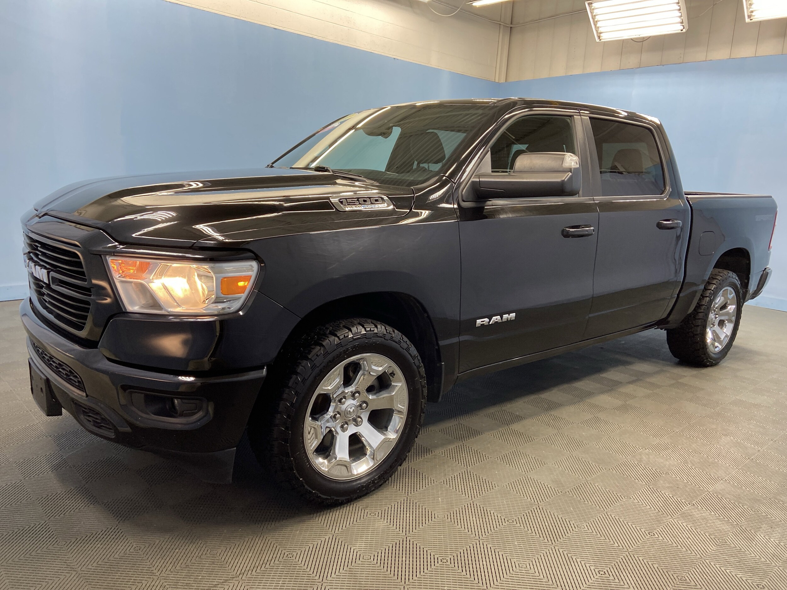2021 Ram 1500 Big Horn photo 3