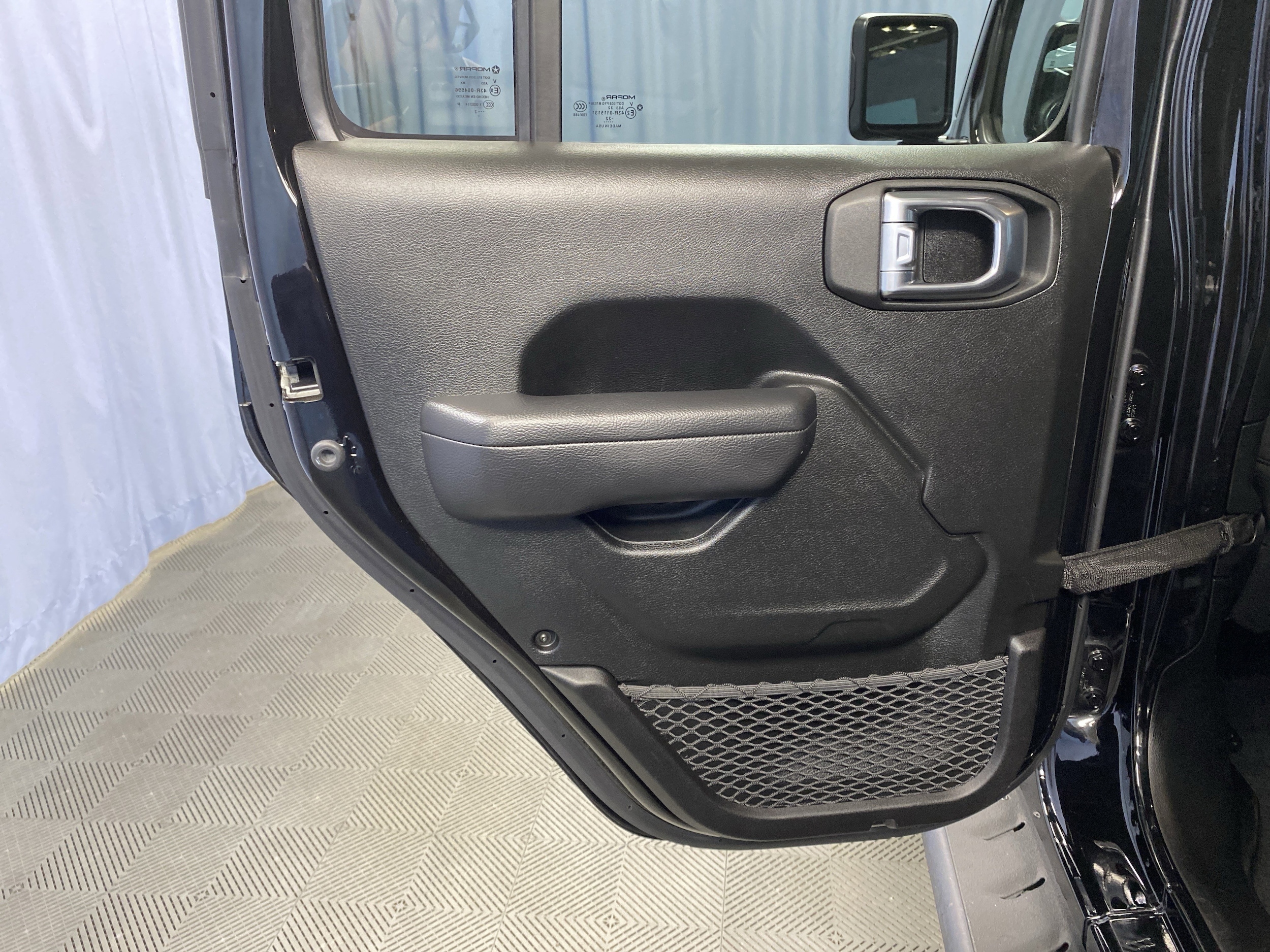 2022 Jeep Wrangler Unlimited Rubicon 4XE - Photo 23