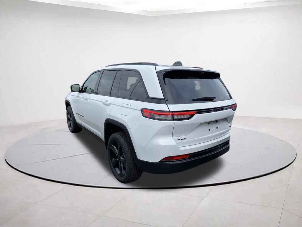 New 2025 Jeep Grand Cherokee Limited Sport Utility