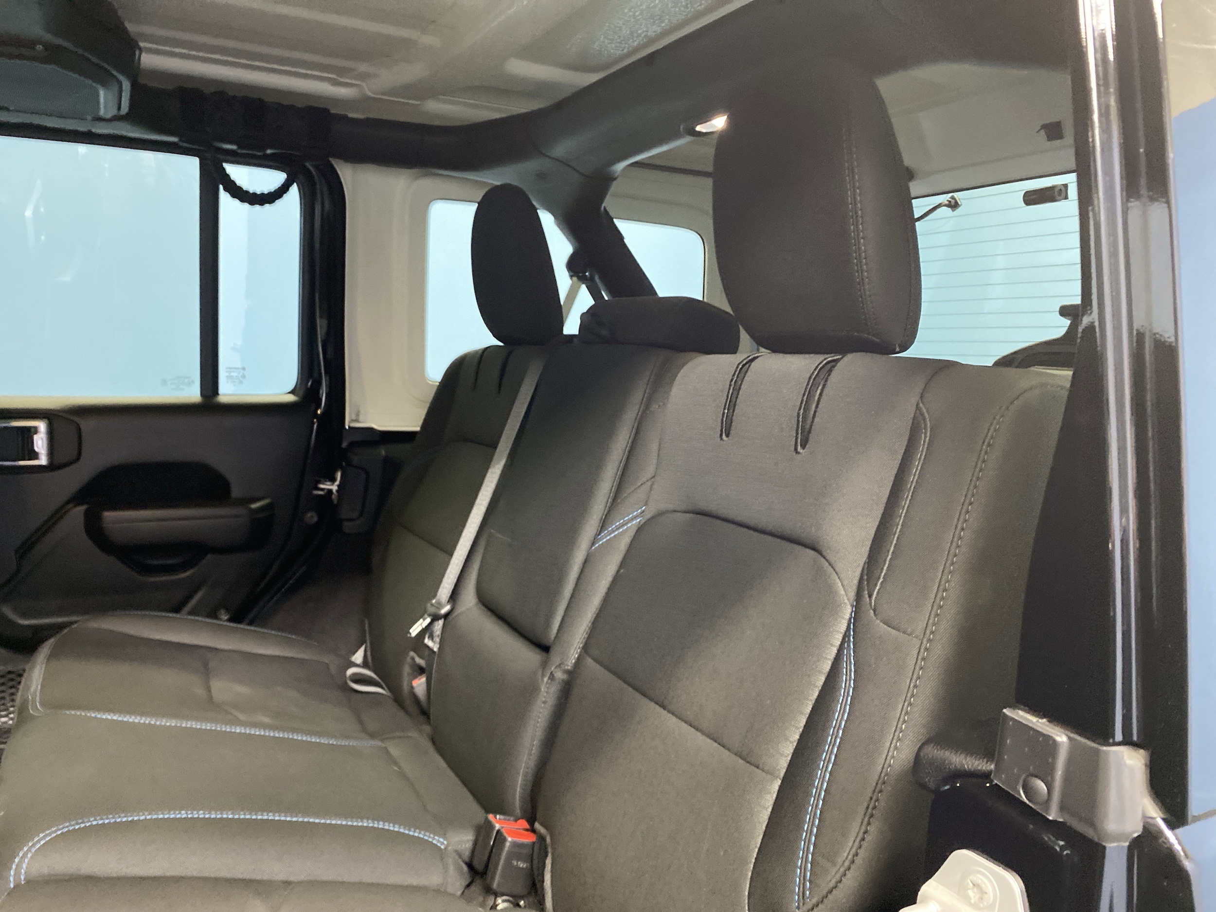 2022 Jeep Wrangler Unlimited Rubicon 4XE - Photo 25