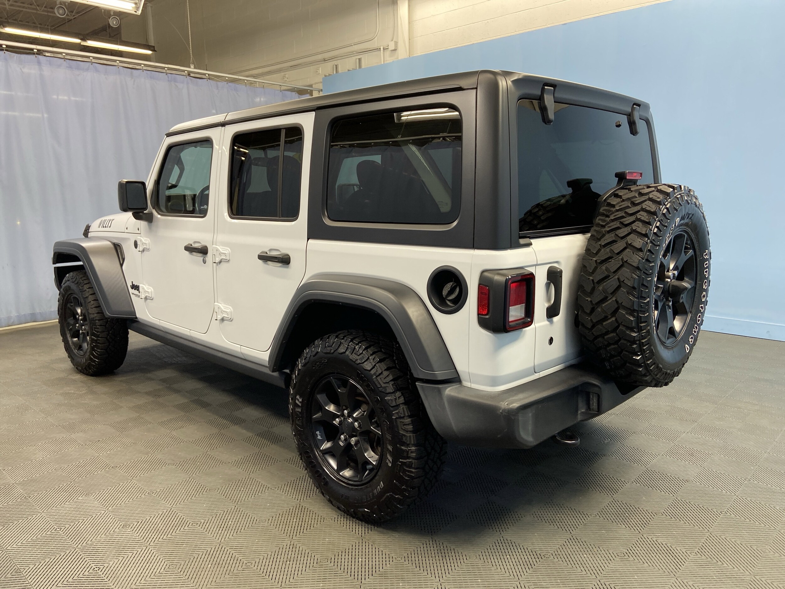 2020 Jeep Wrangler Unlimited Willys photo 4