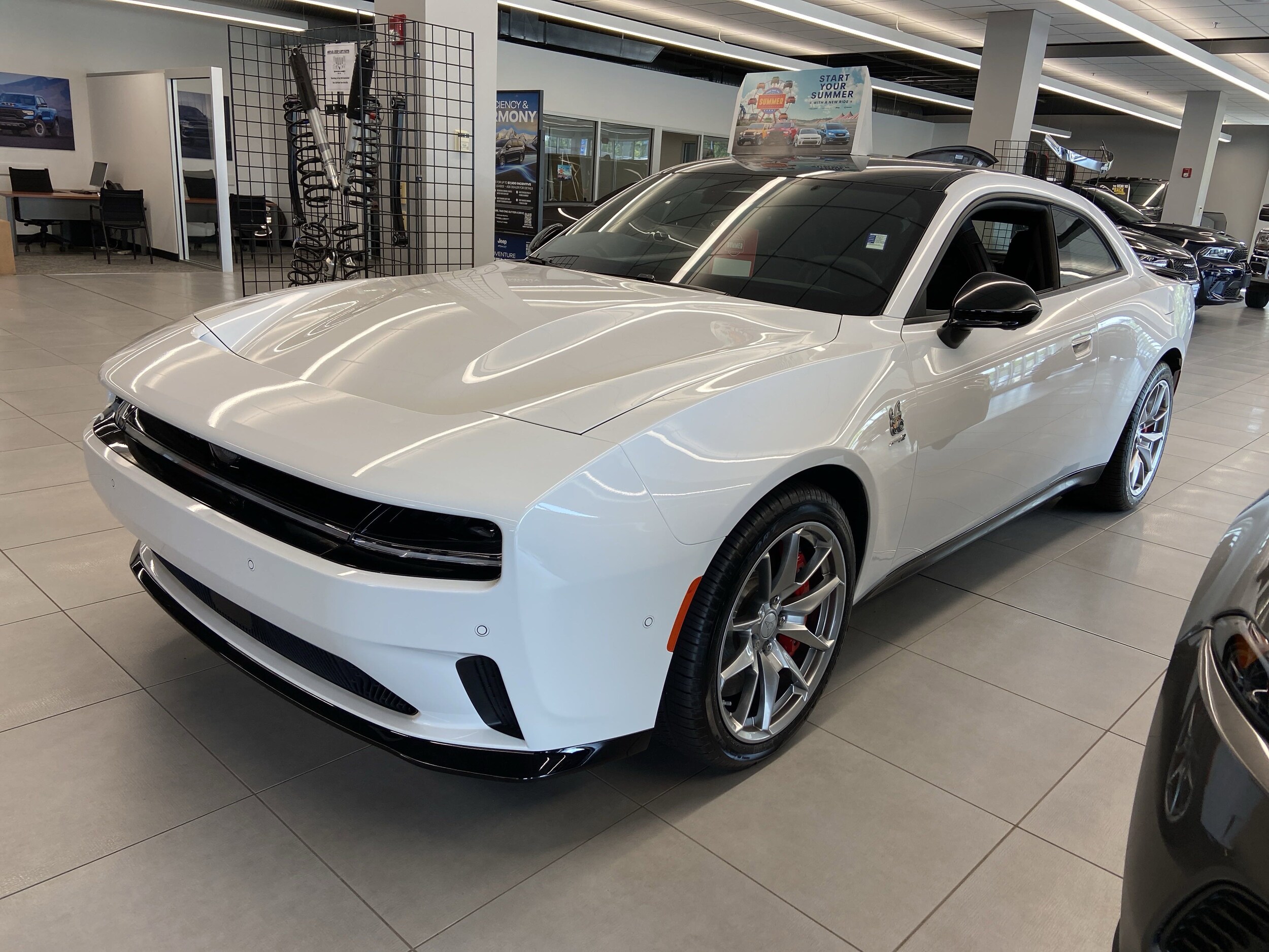 2024 Dodge Charger Daytona Scat Pack photo 3
