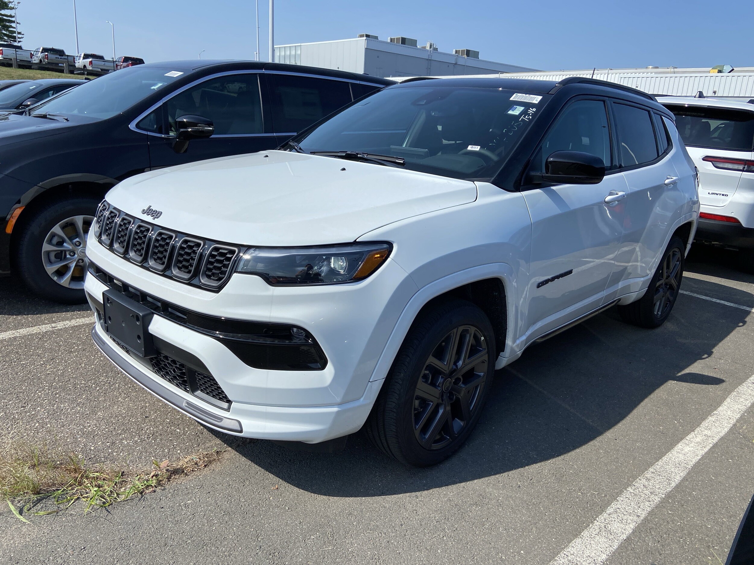 2025 Jeep Compass Limited photo 2