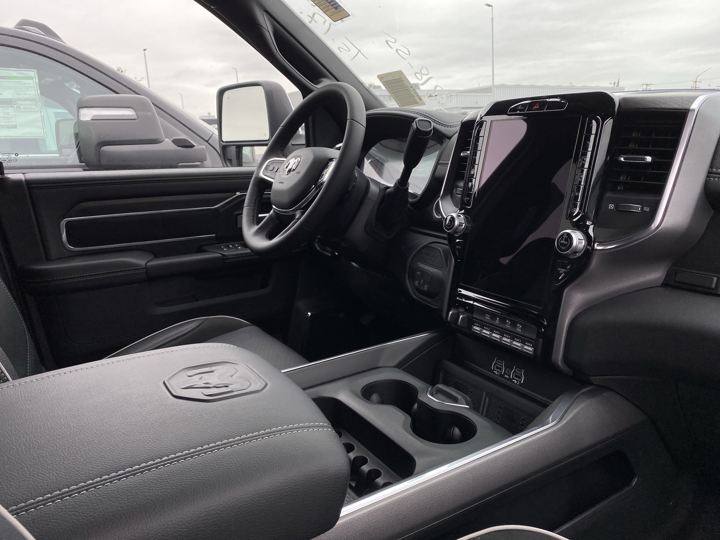 2026 RAM 2500 Laramie - Photo 10
