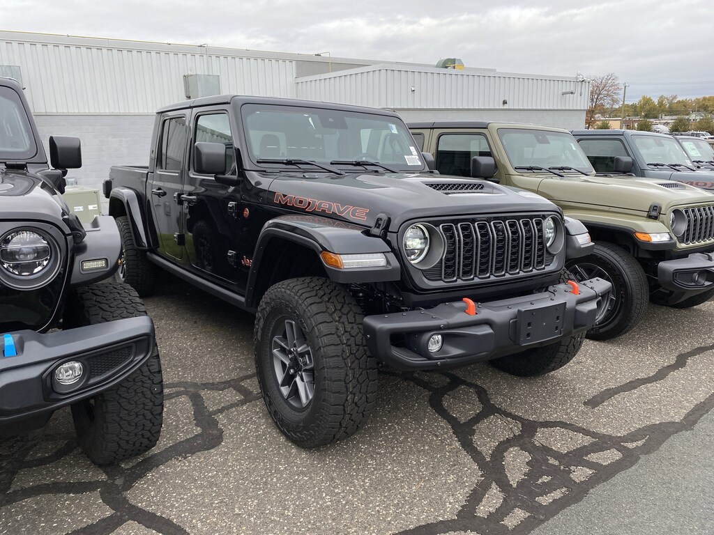 New 2025 Jeep Gladiator Mojave X Pickup