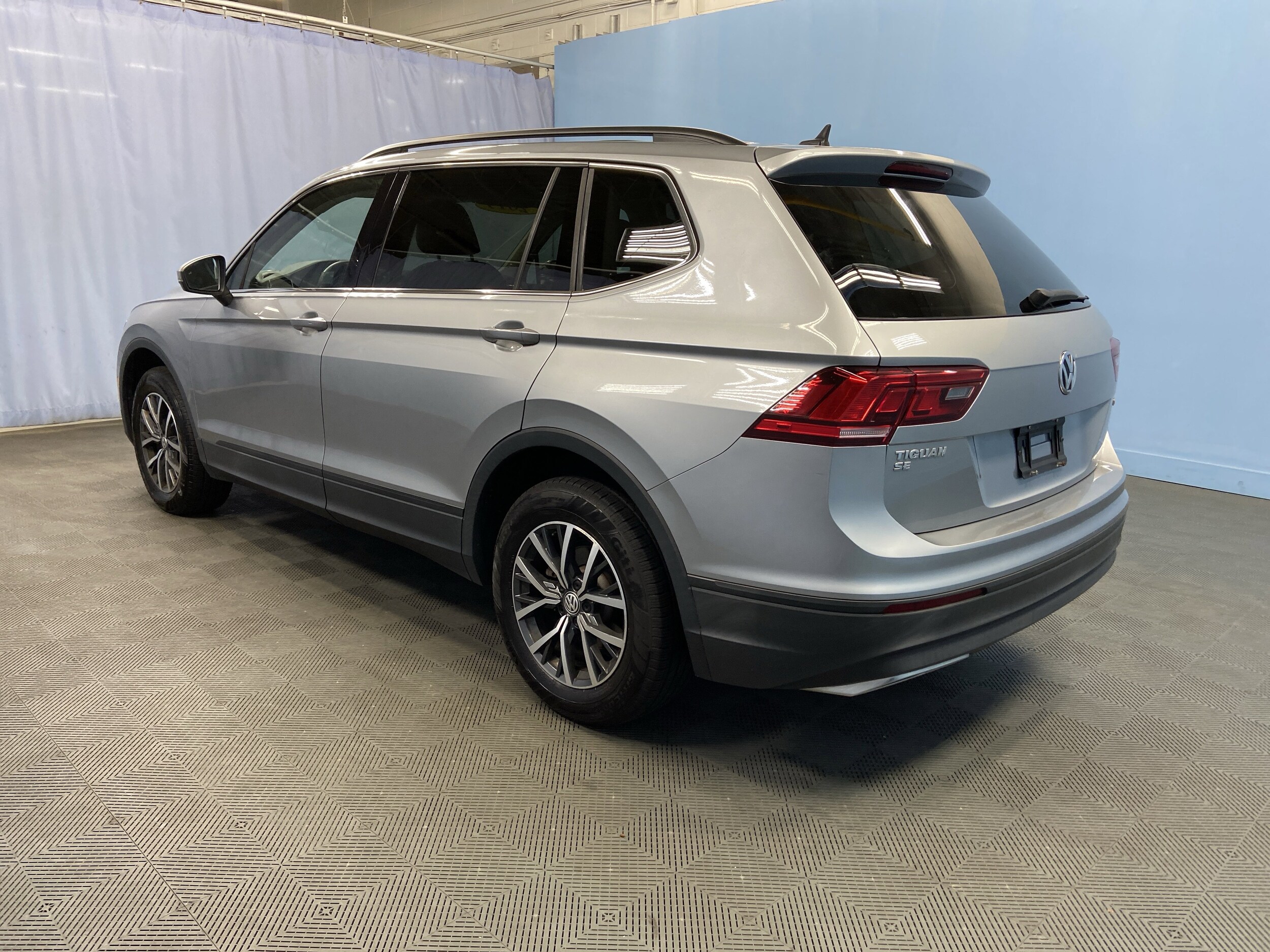 2019 Volkswagen Tiguan SE photo 3