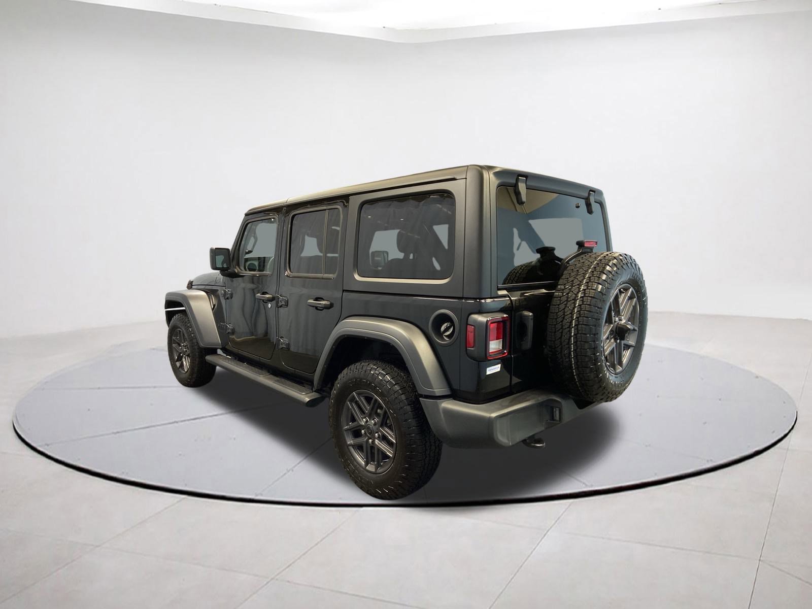 2024 Jeep Wrangler Sport S photo 4