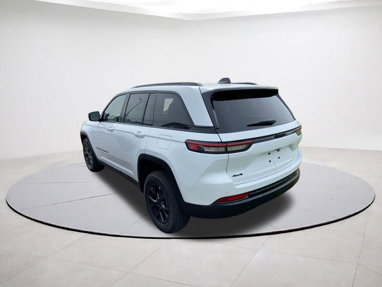 2025 Jeep Grand Cherokee Altitude X photo 4