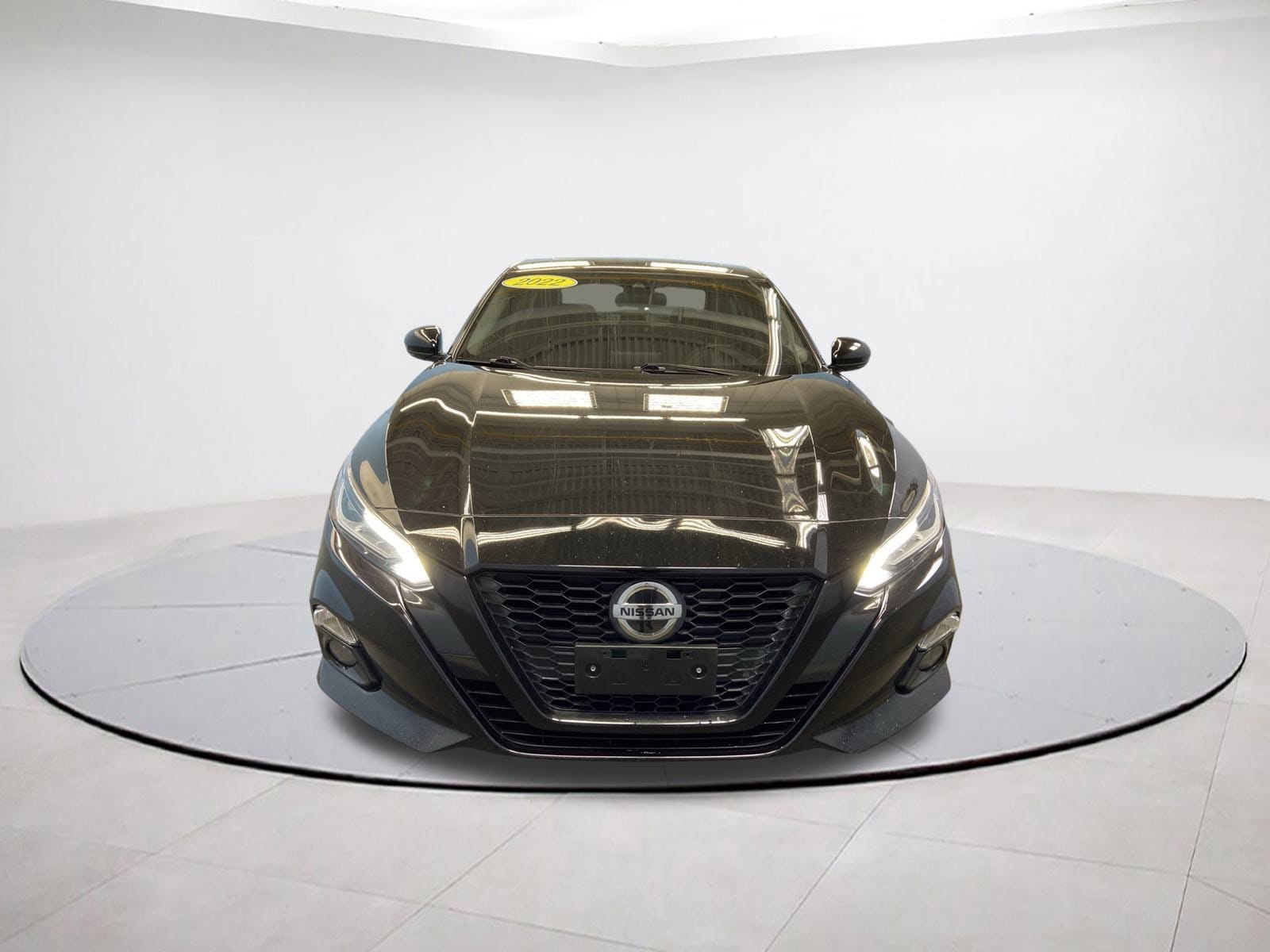 Used 2022 Nissan Altima SR with VIN 1N4BL4CW7NN310640 for sale in East Hartford, CT