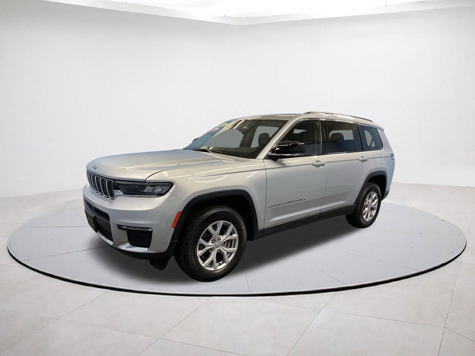 2021 Jeep Grand Cherokee Limited photo 3