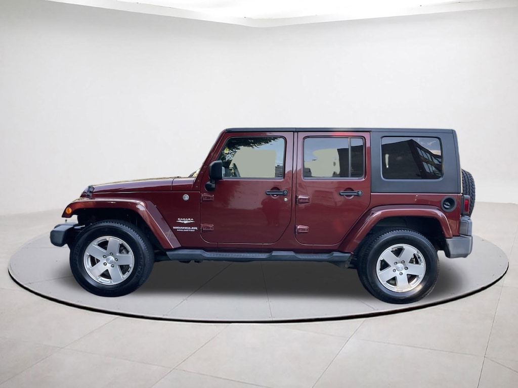 Used 2010 Jeep Wrangler Unlimited Sahara 4WD  Sahara