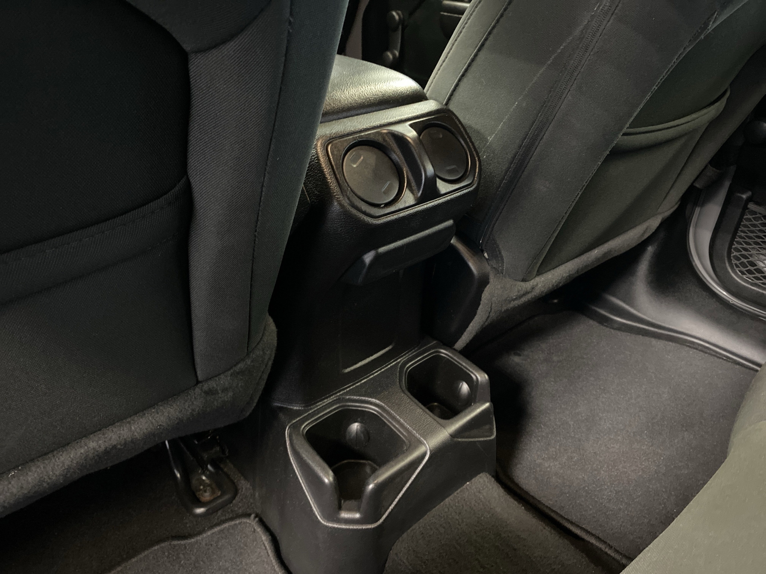 2021 Jeep Wrangler Unlimited Sport - Photo 25