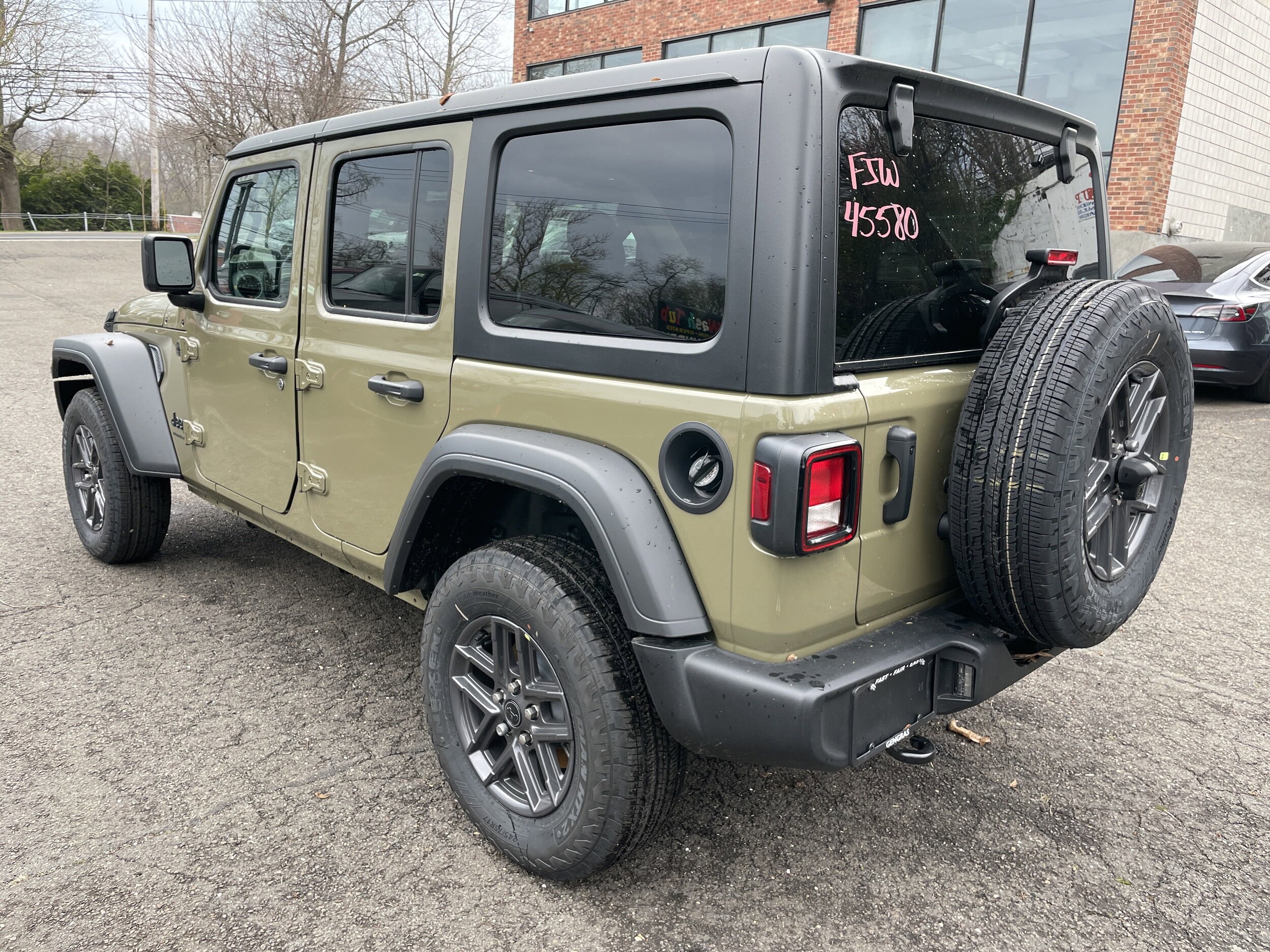 2025 Jeep Wrangler Sport S photo 4