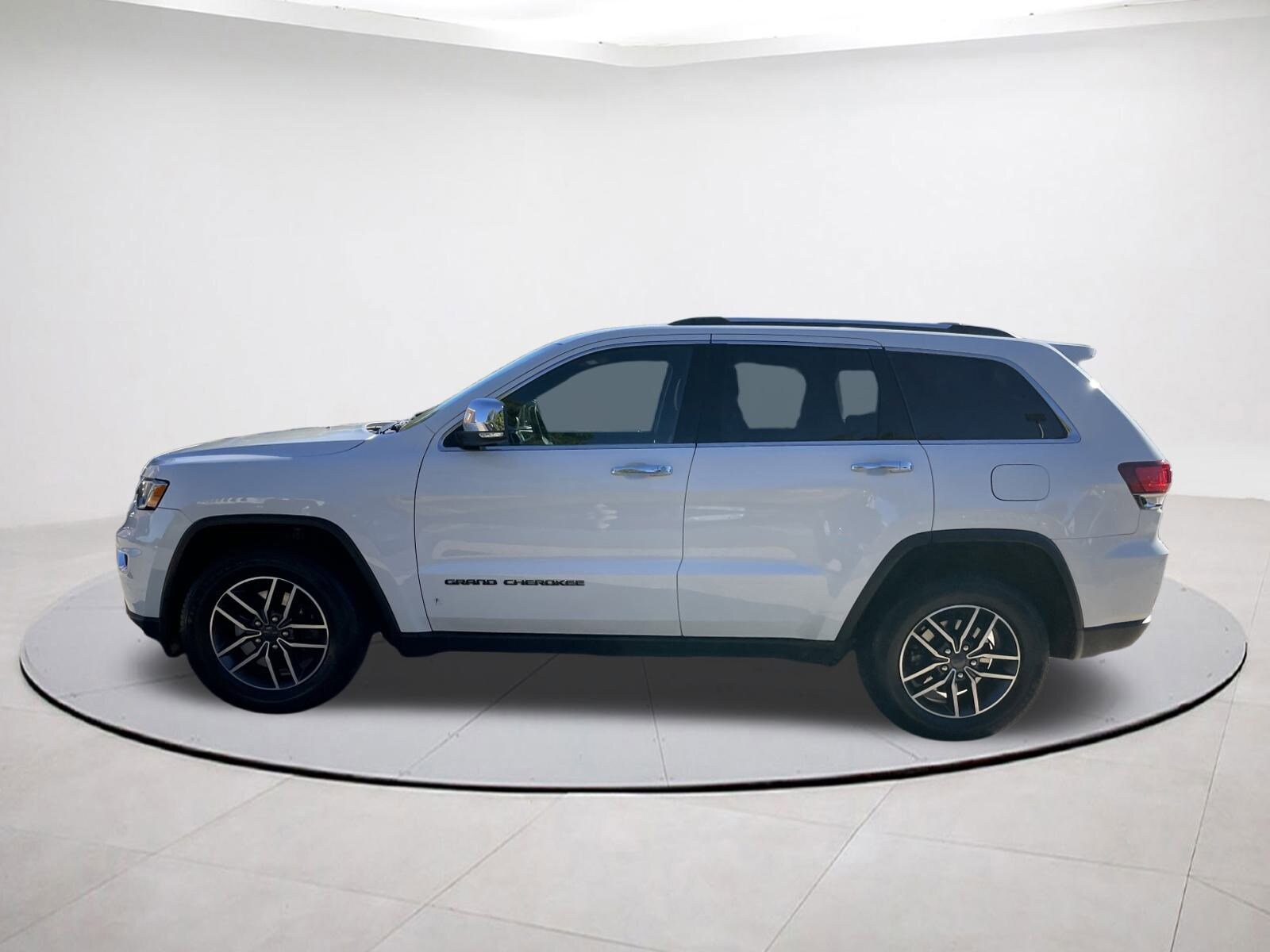 2021 Jeep Grand Cherokee Limited photo 4