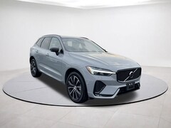 2025 Volvo XC60 Plus B5 AWD Plus