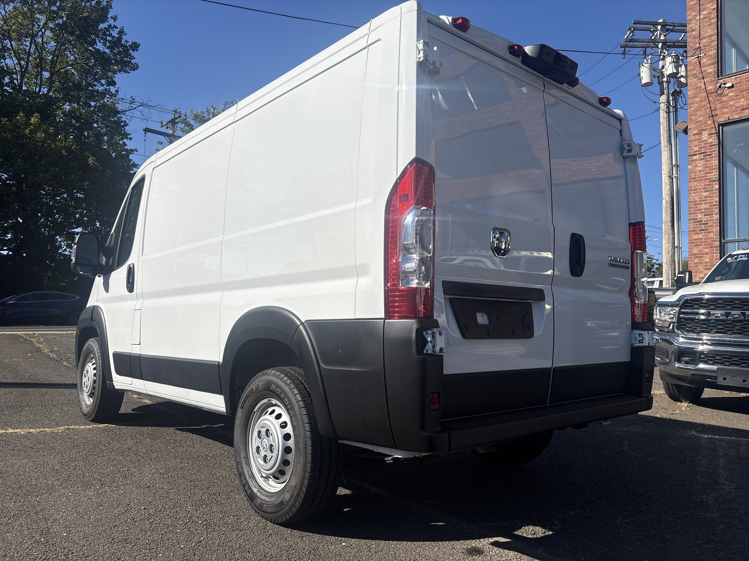 2025 Ram ProMaster 1500 photo 3