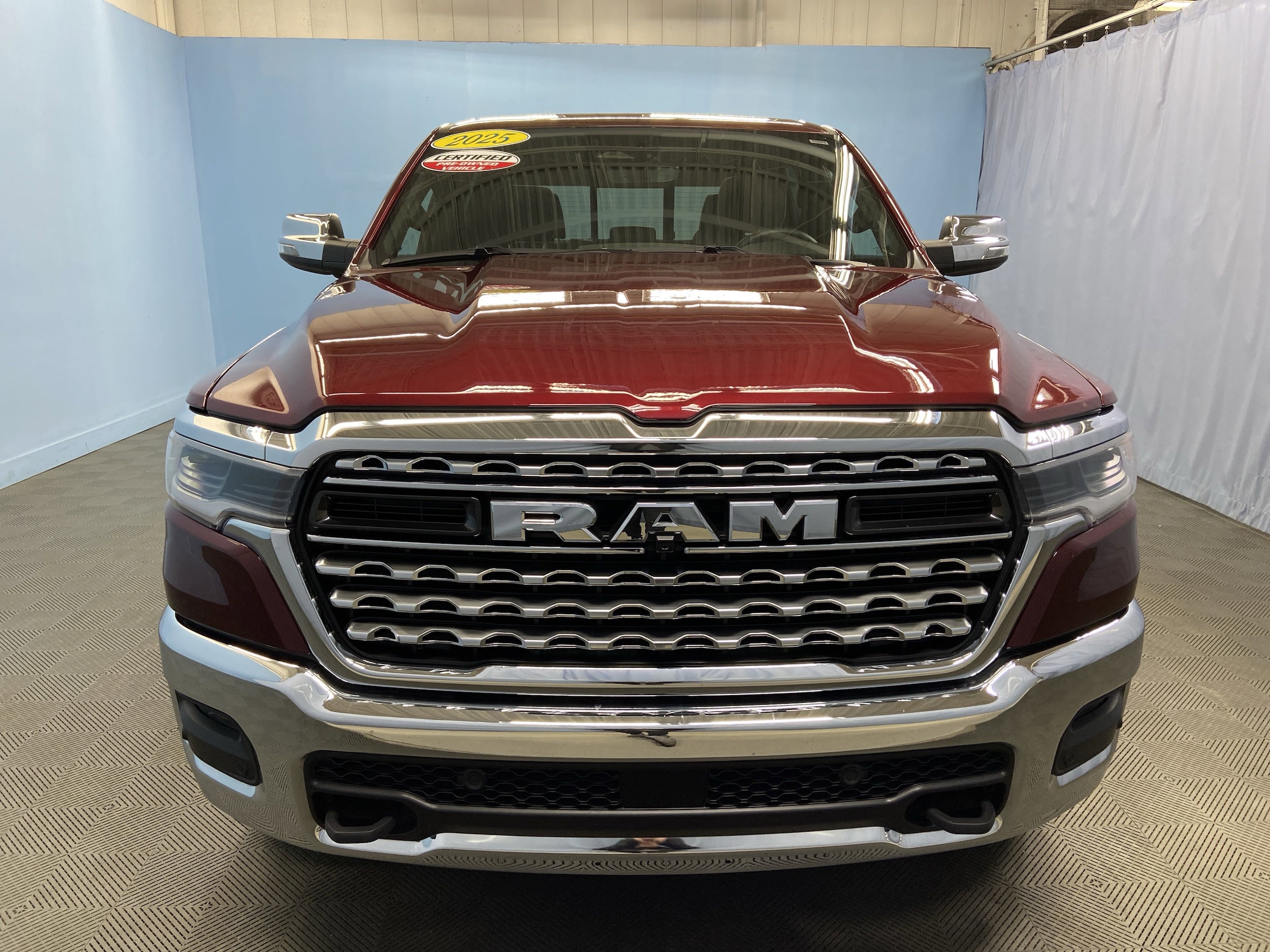 2025 Ram 1500 Limited photo 2