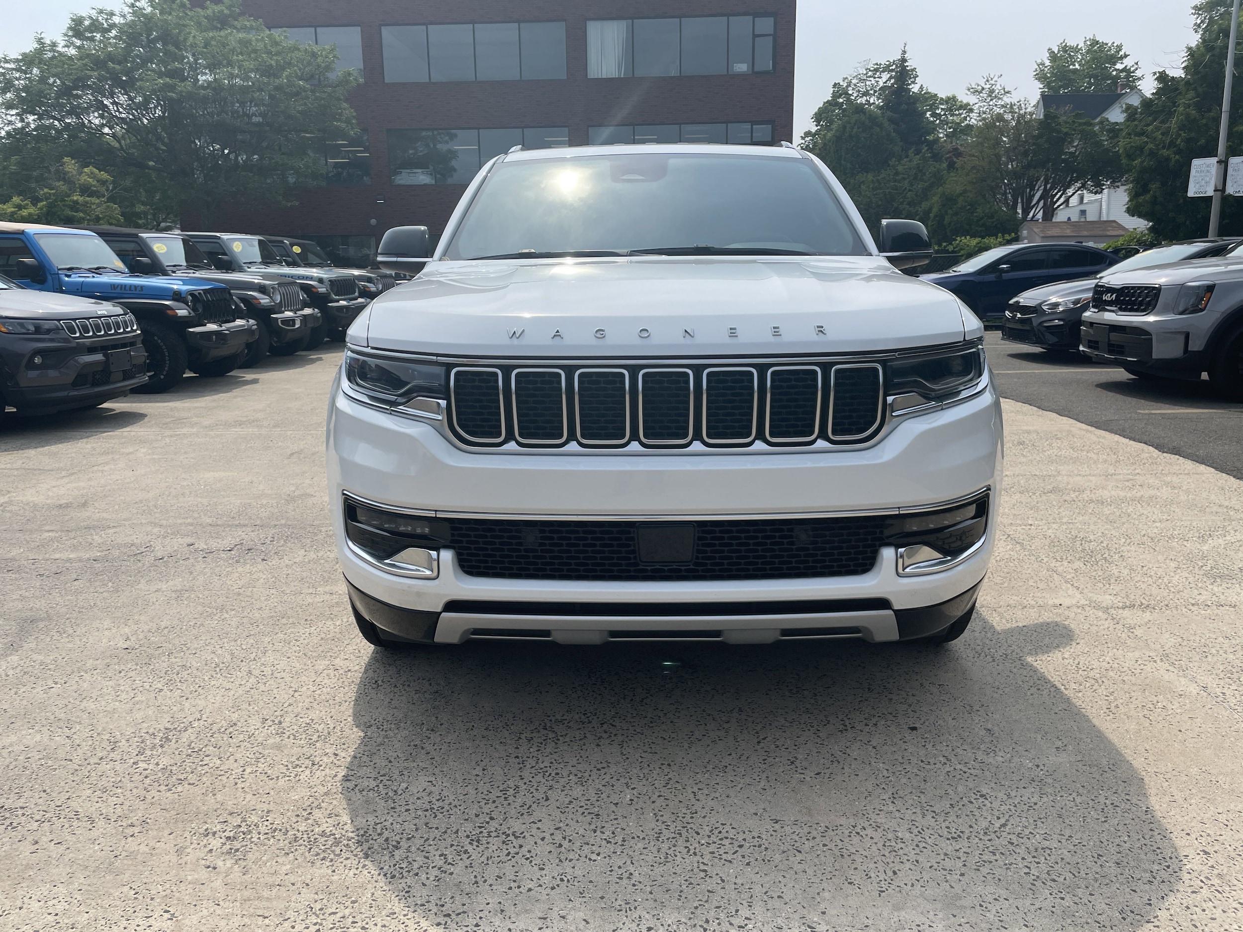 Certified 2023 Jeep Wagoneer L Series II with VIN 1C4SJSBP3PS557320 for sale in Fairfield, CT