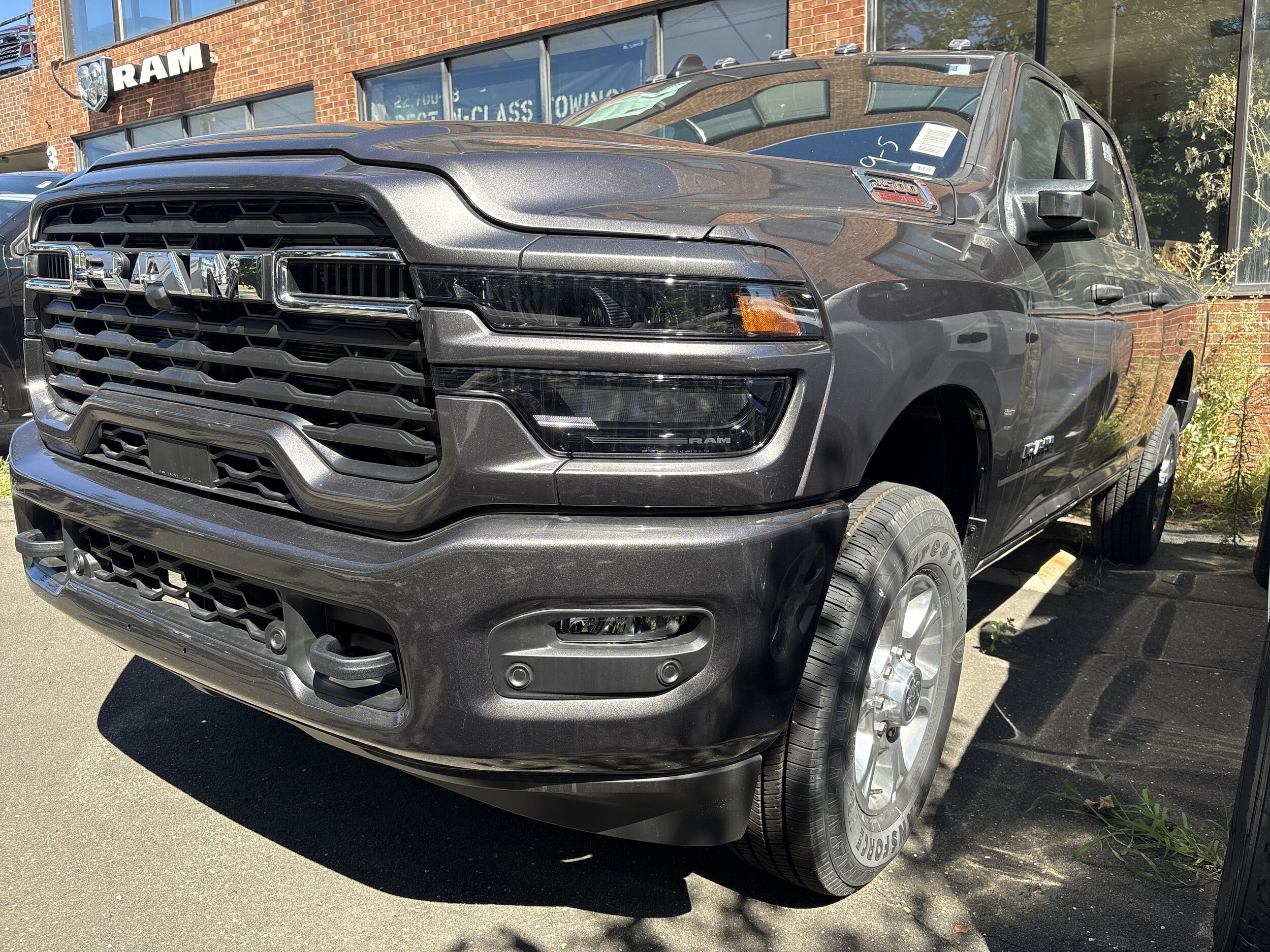 2025 Ram 2500 Big Horn photo 3