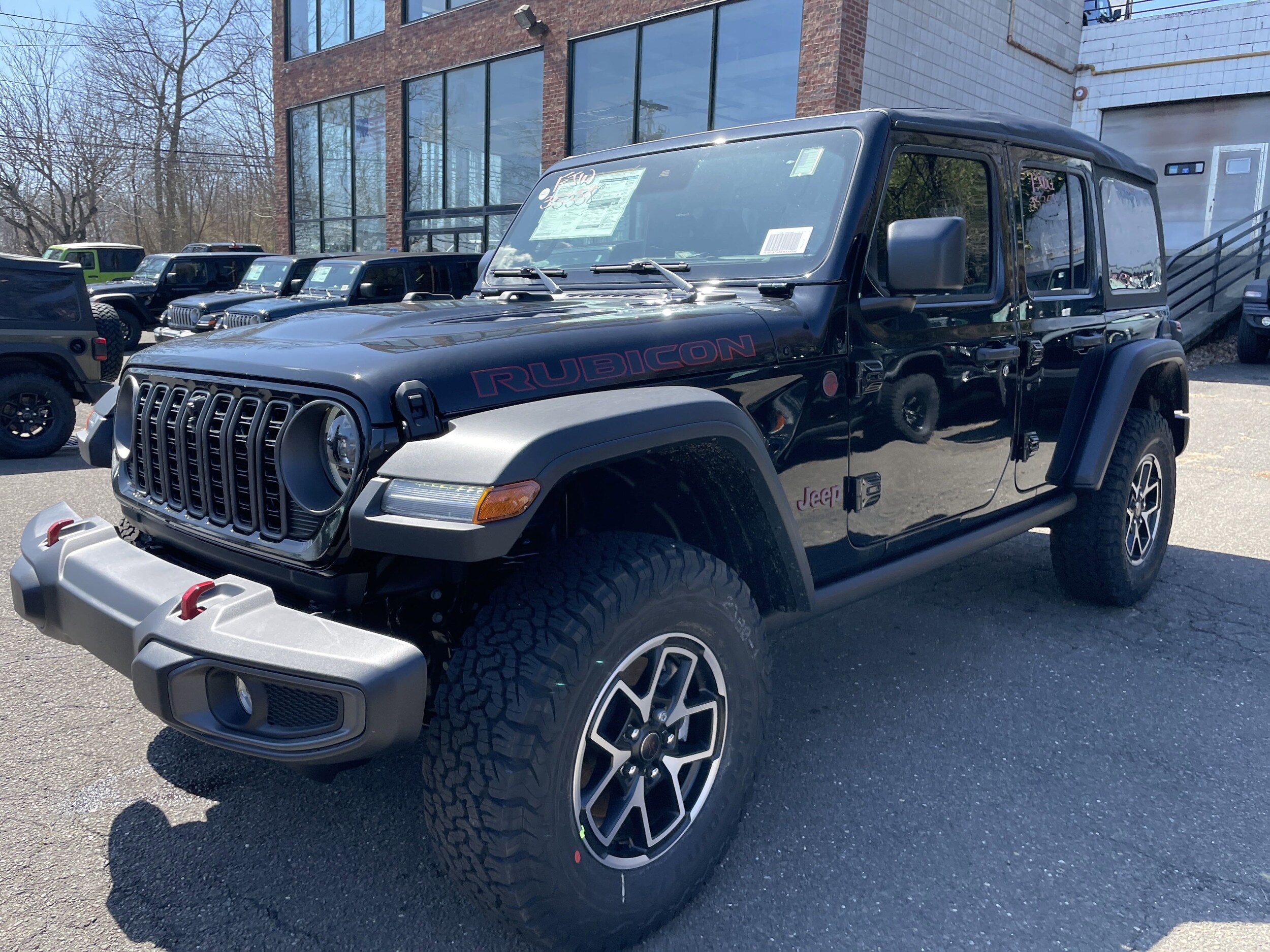 2025 Jeep Wrangler Rubicon photo 3