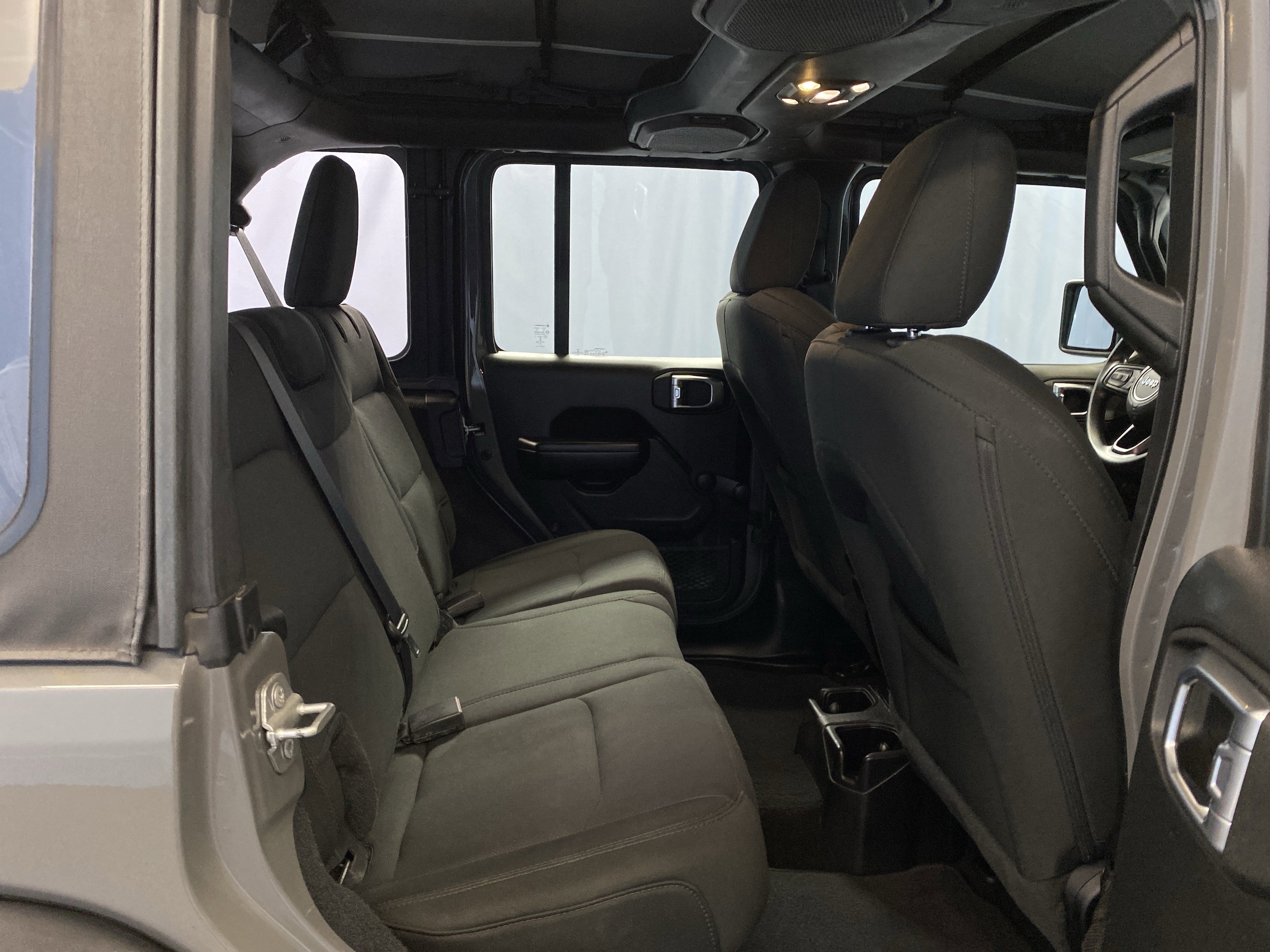 2021 Jeep Wrangler Unlimited Sport - Photo 34