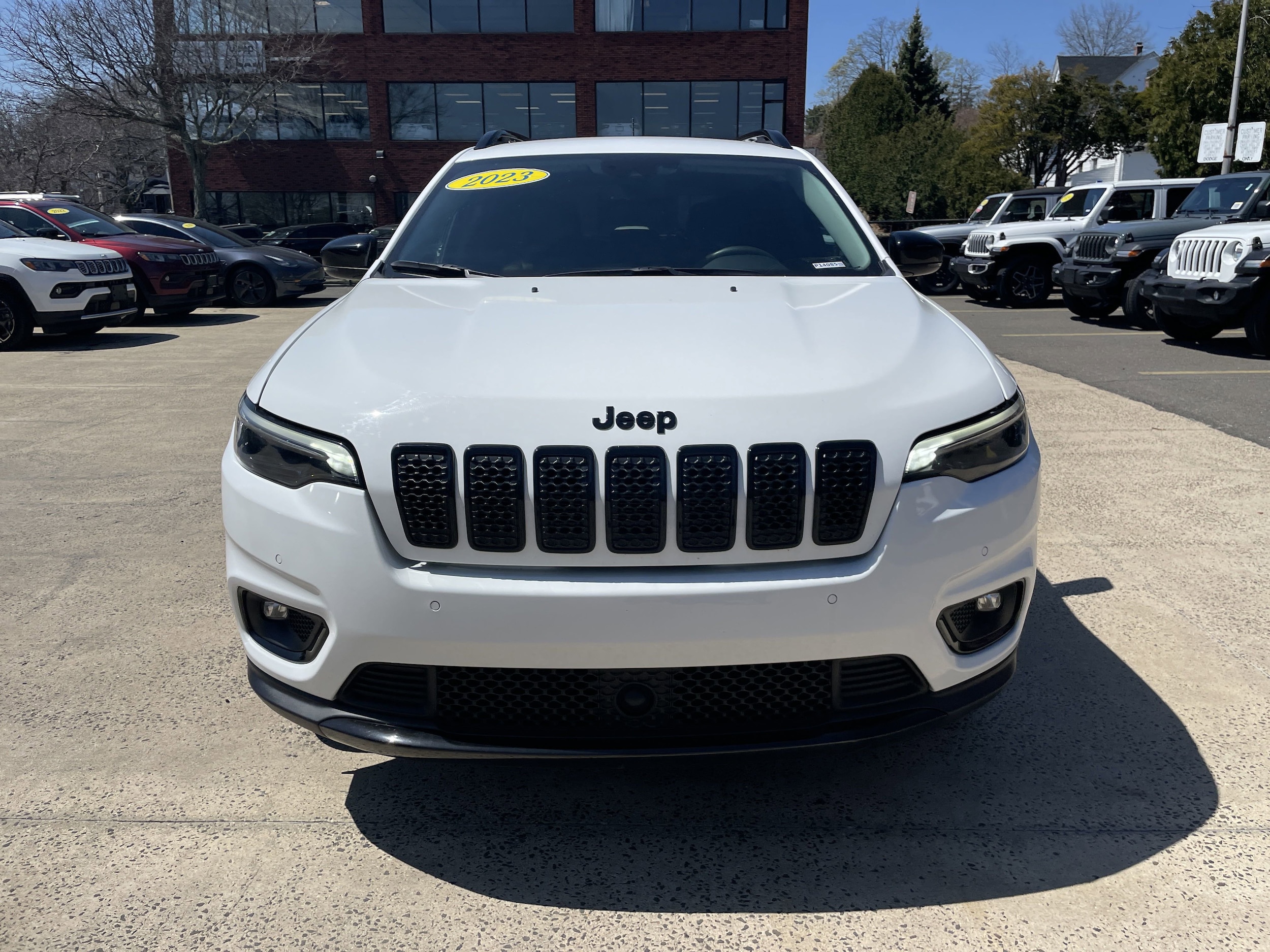 Certified 2023 Jeep Cherokee Altitude Lux with VIN 1C4PJMMB8PD114085 for sale in Fairfield, CT