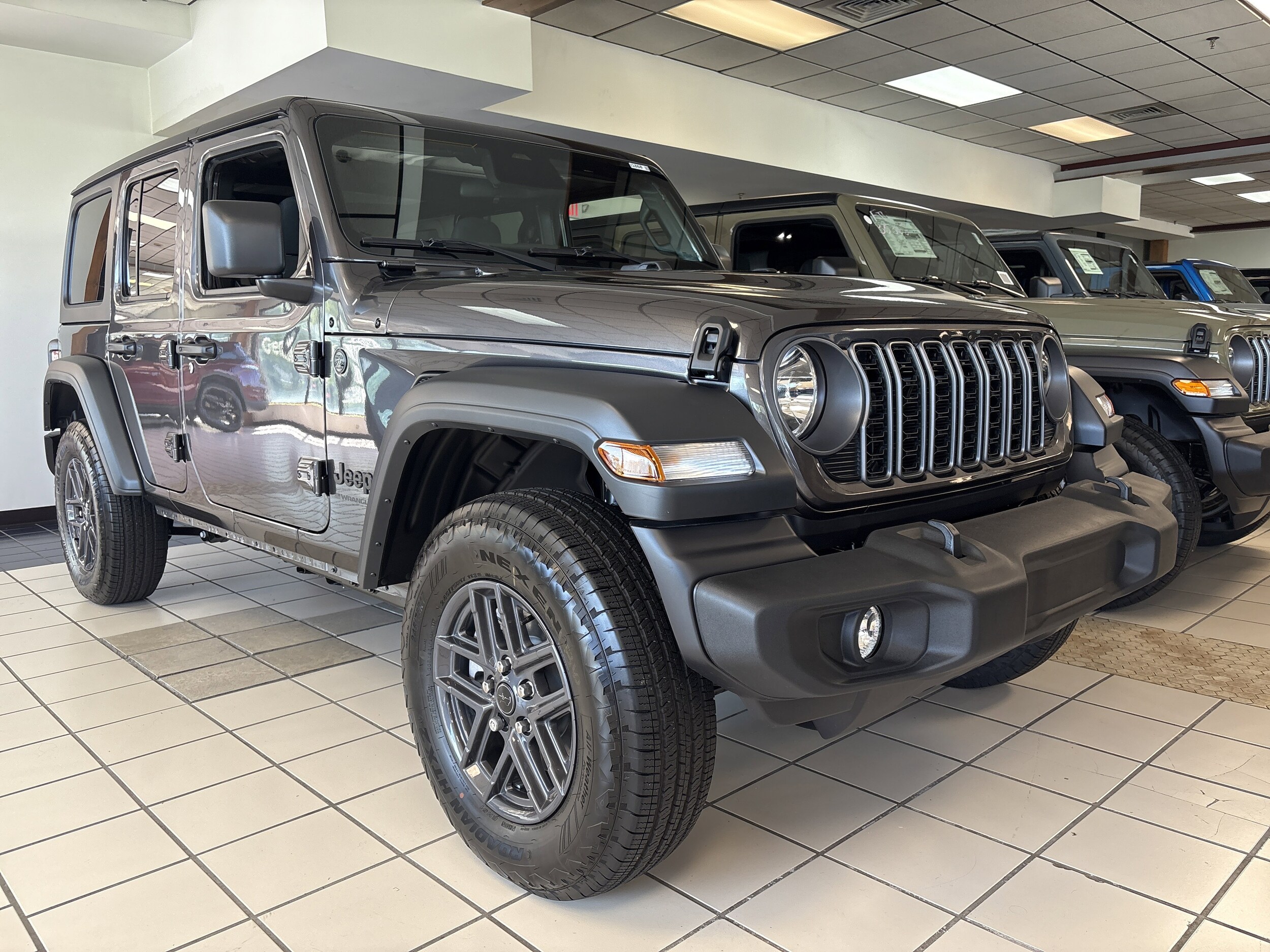 2025 Jeep Wrangler Sport S photo 3