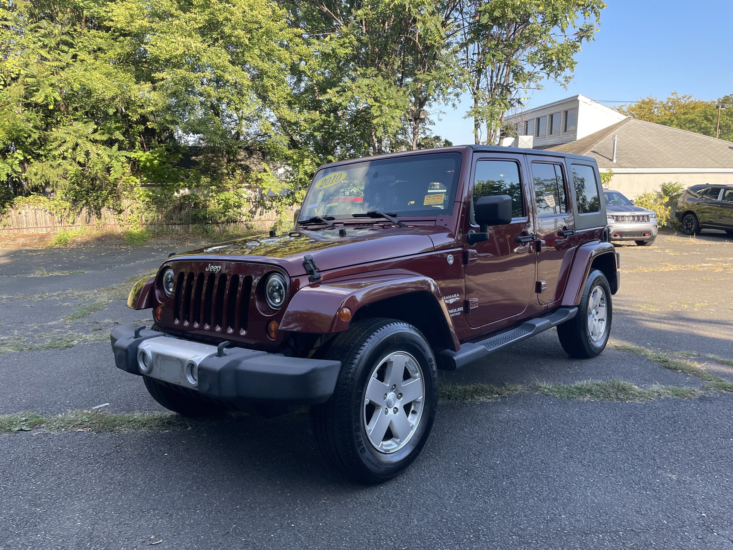 2010 Jeep Wrangler Unlimited Sahara photo 3