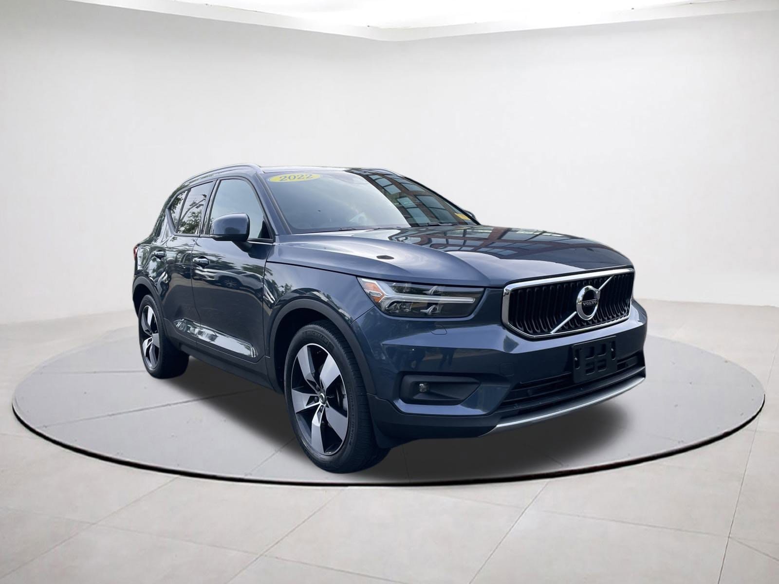 2022 Volvo XC40 T5 AWD Momentum 