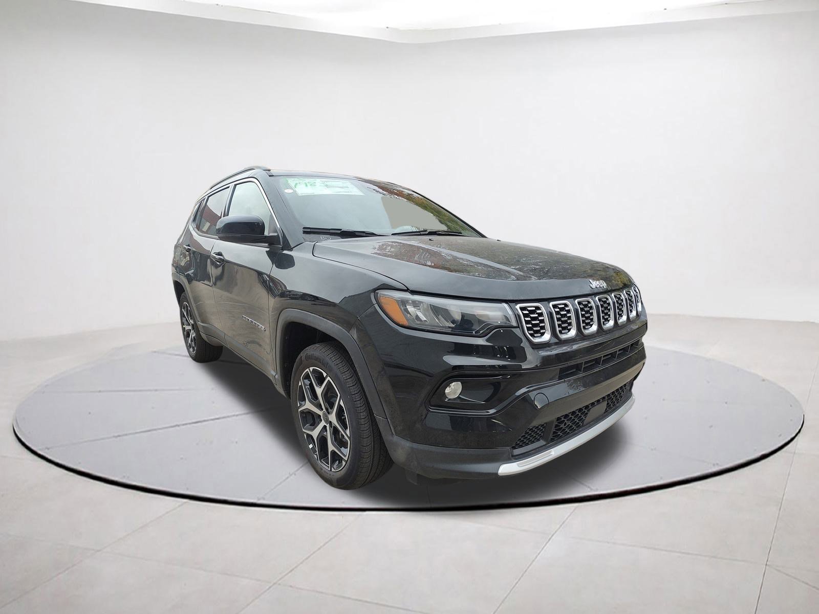 2025 Jeep Compass Limited's photo
