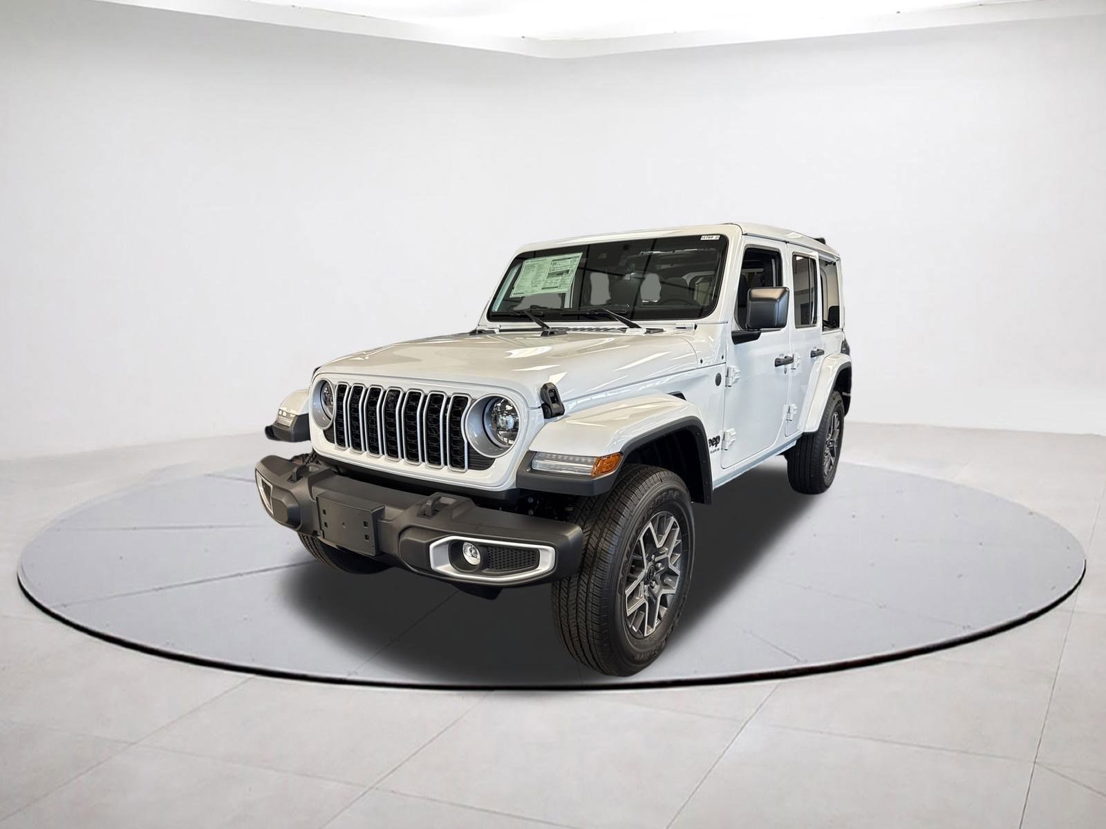 2025 Jeep Wrangler 4-Door Sahara's photo