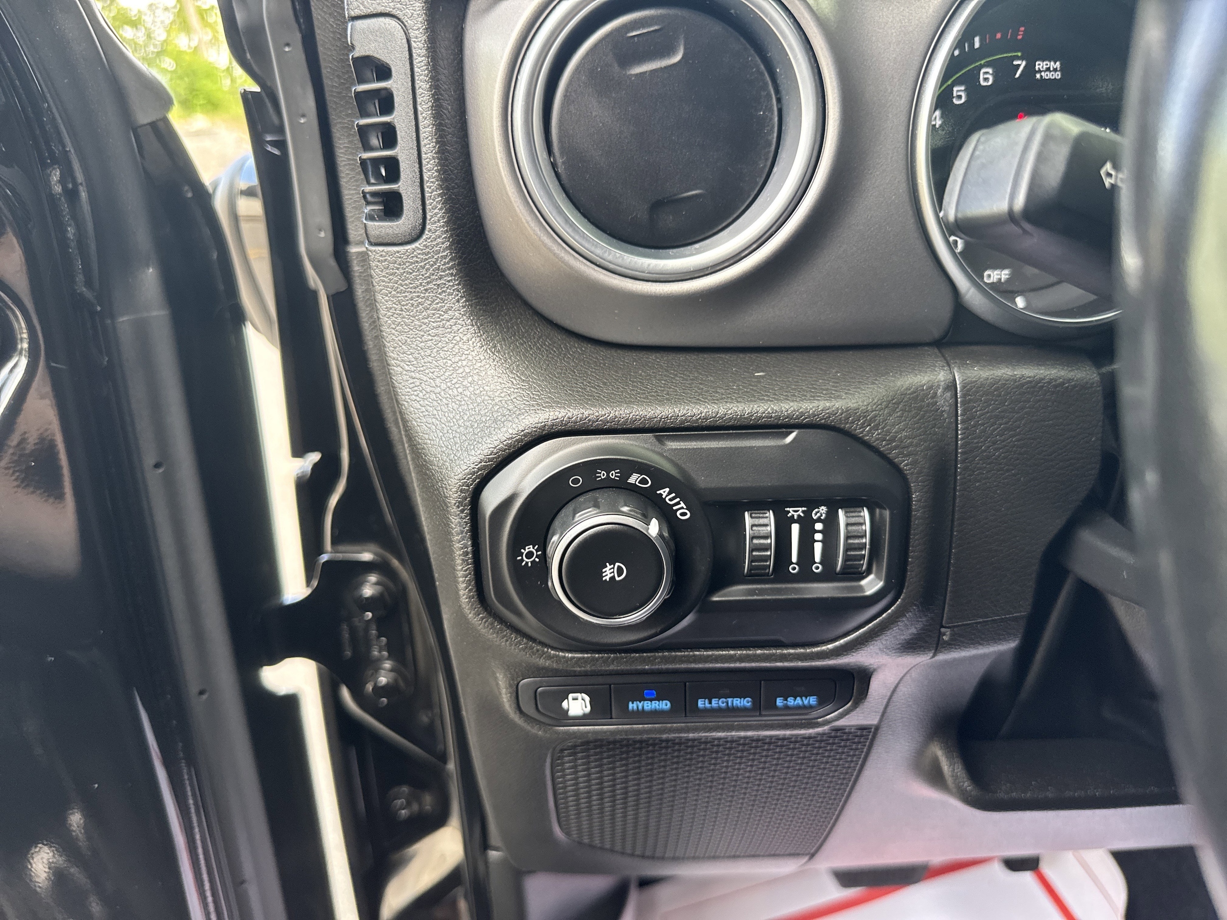 2022 Jeep Wrangler Unlimited Rubicon 4XE - Photo 27