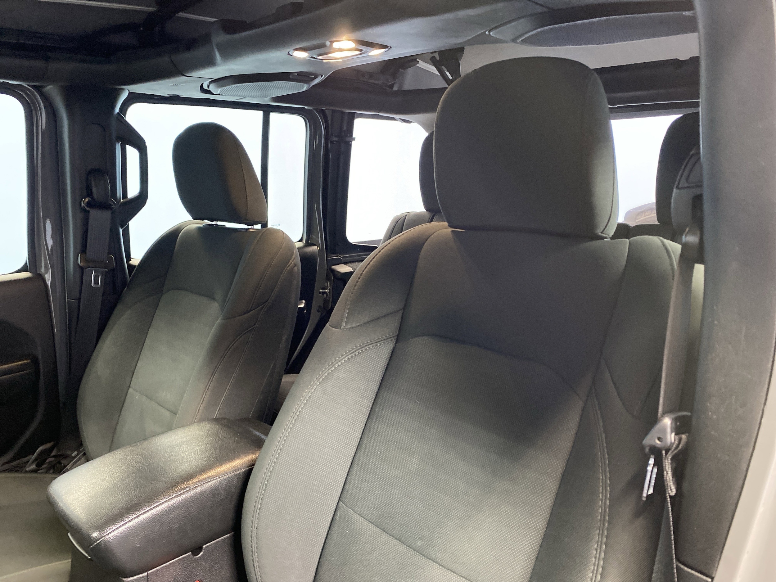 2021 Jeep Wrangler Unlimited Sport - Photo 8