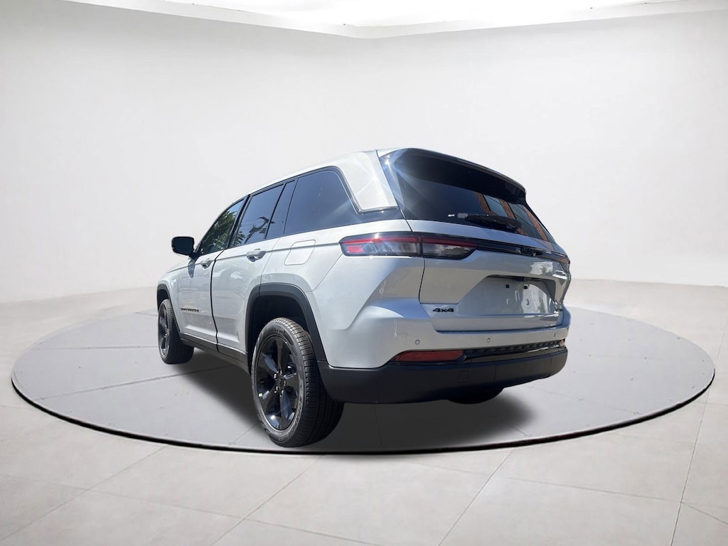 New 2025 Jeep Grand Cherokee Limited Sport Utility