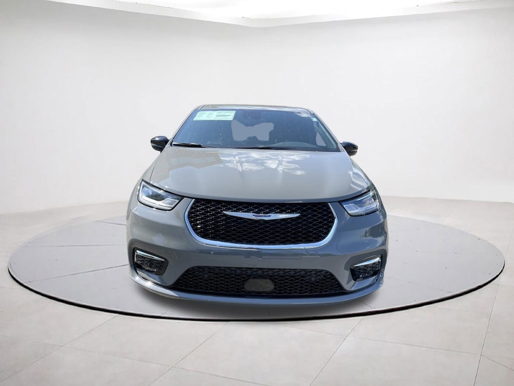 New 2025 Chrysler Pacifica Select Passenger Van