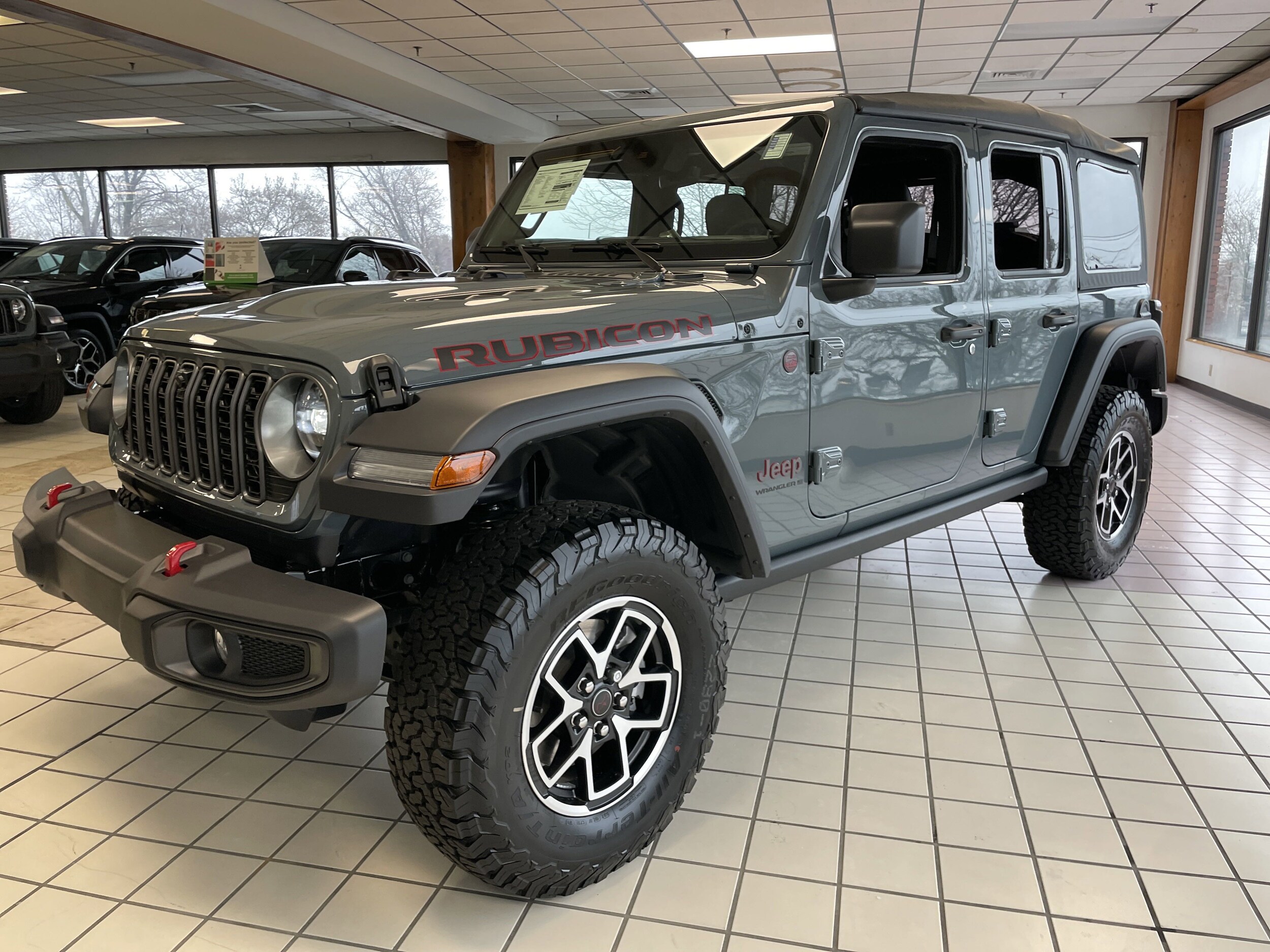 2025 Jeep Wrangler Rubicon photo 3
