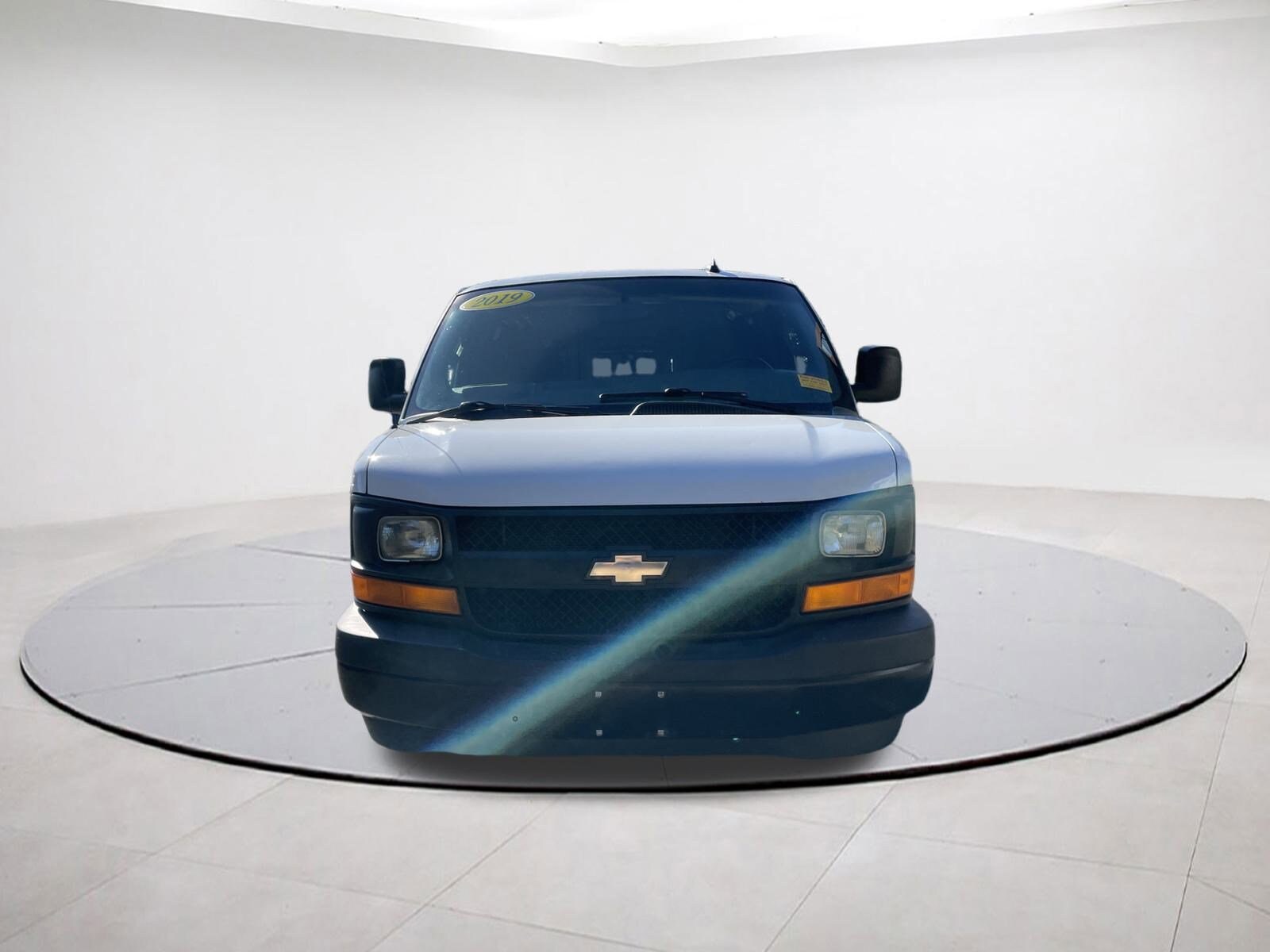2017 Chevrolet Express Van Cargo 2500 photo 2