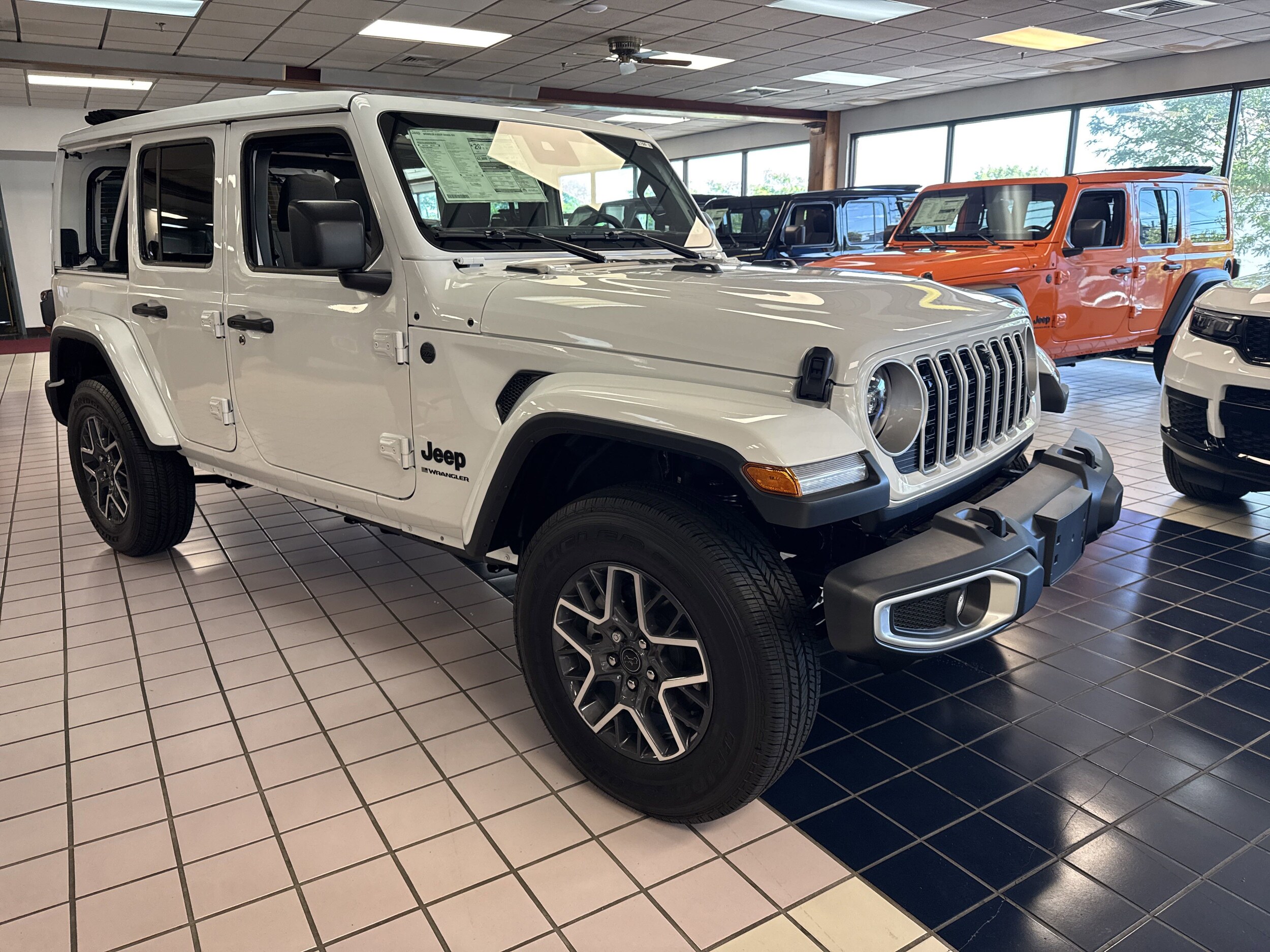 2025 Jeep Wrangler Sahara photo 3