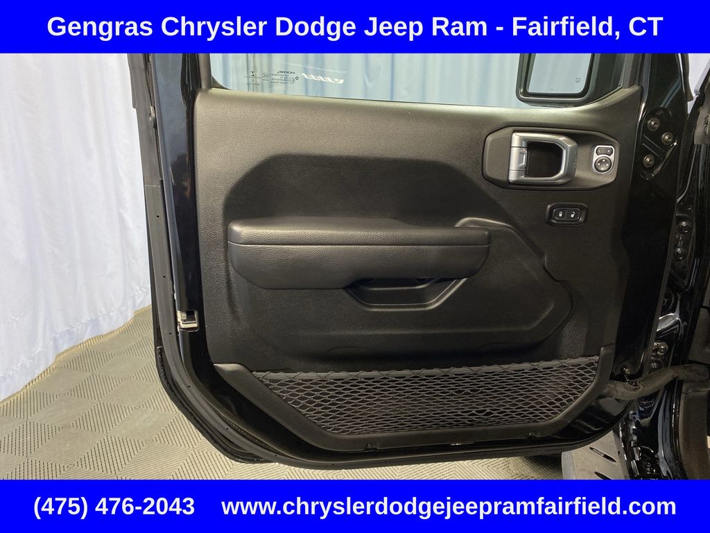 2022 Jeep Wrangler Unlimited Rubicon 4XE - Photo 11