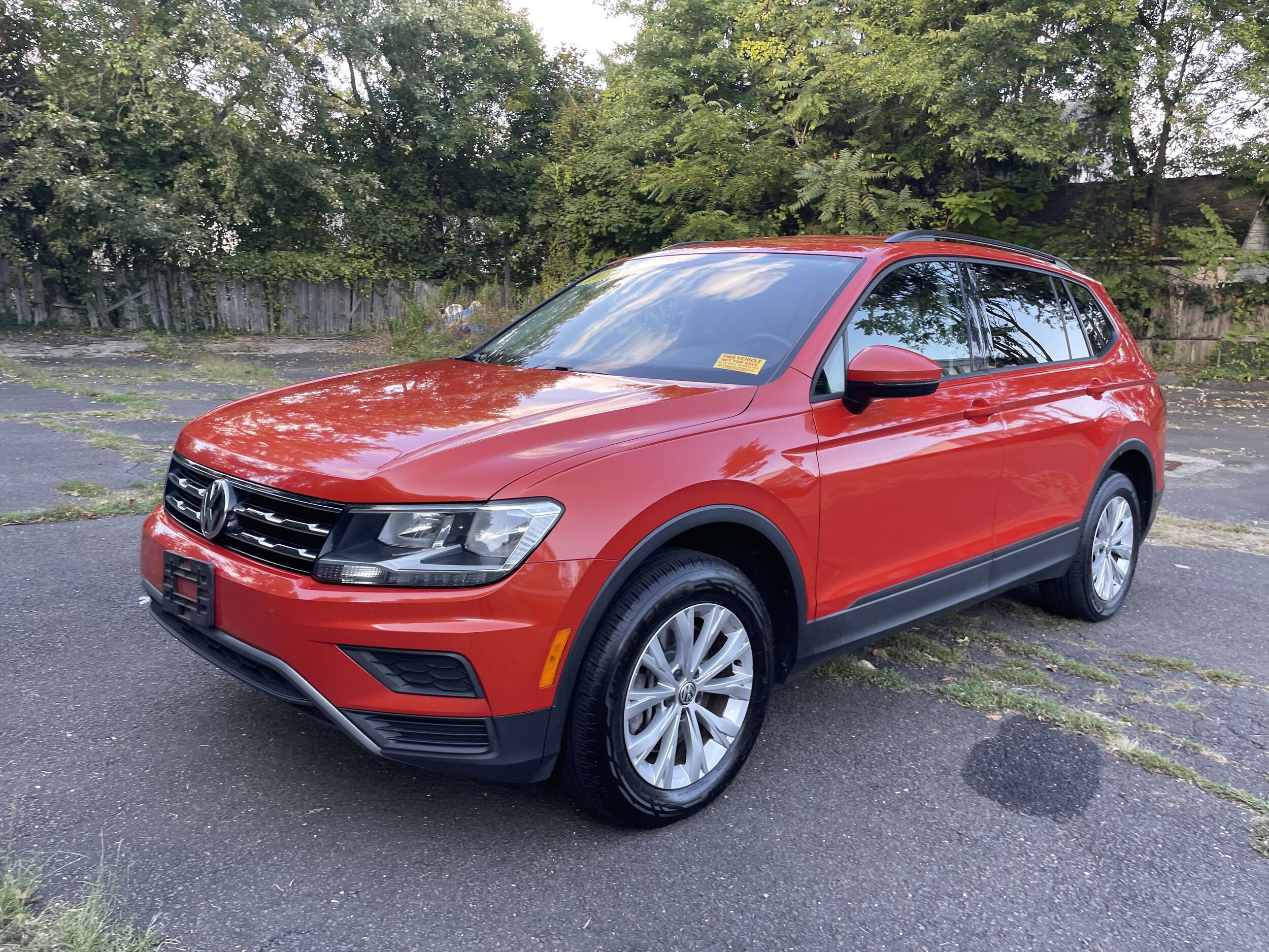 2018 Volkswagen Tiguan S photo 3