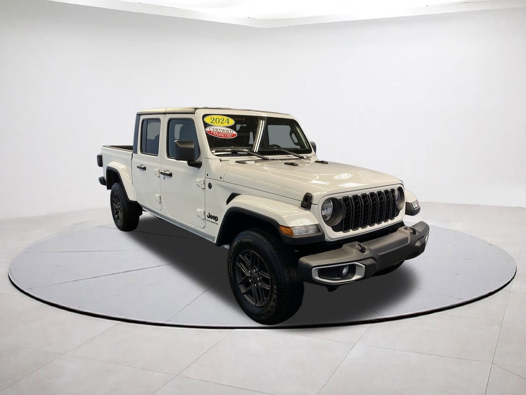 Used 2024 Jeep Gladiator Sport S Sport S 4x4