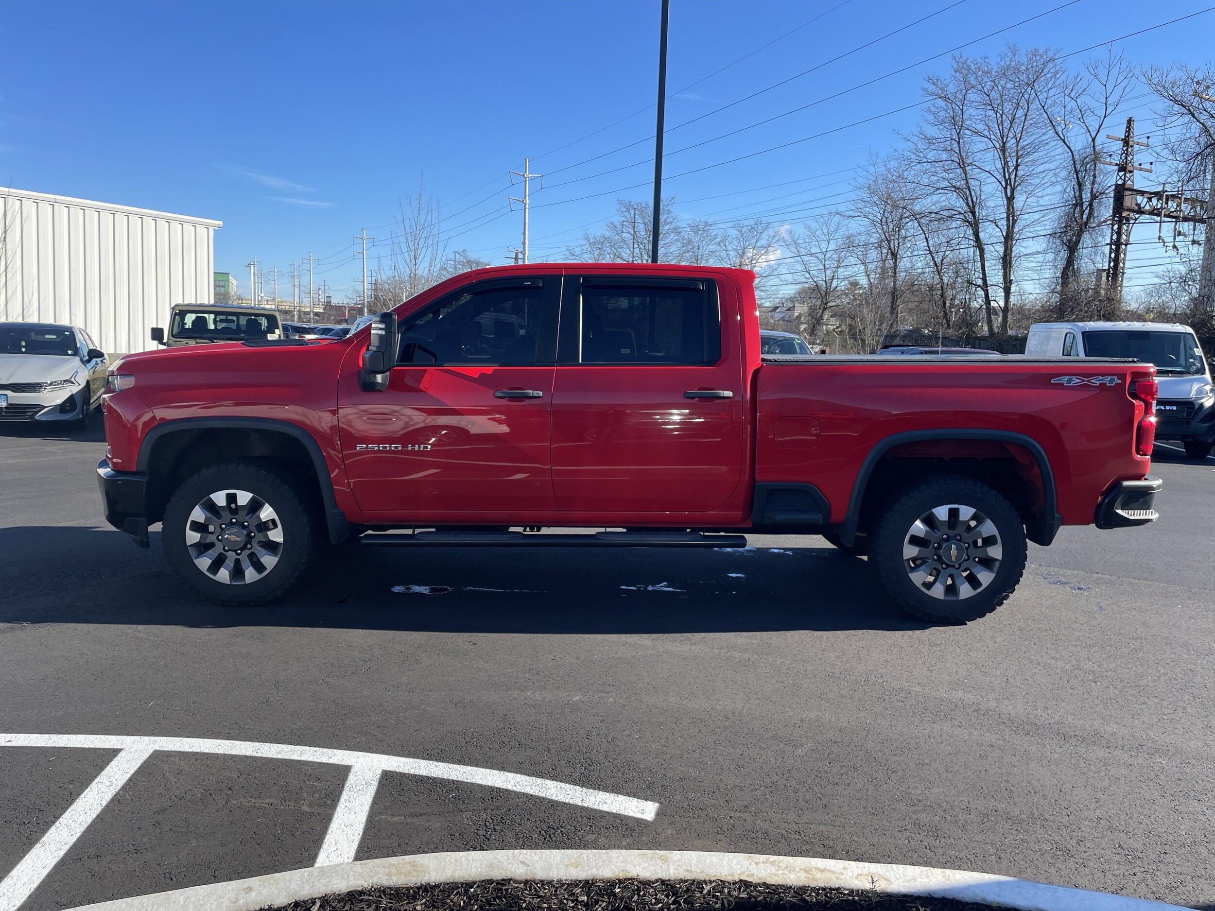 2022 Chevrolet Silverado 2500HD Custom photo 4