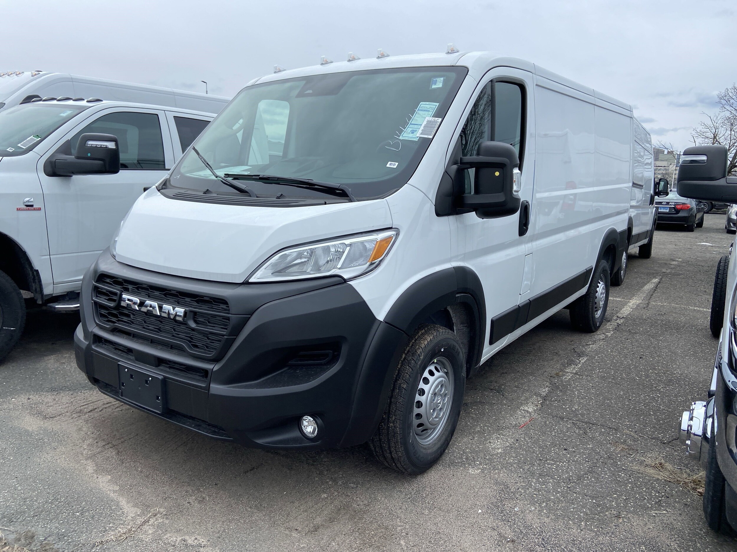 2025 Ram ProMaster 1500 photo 3
