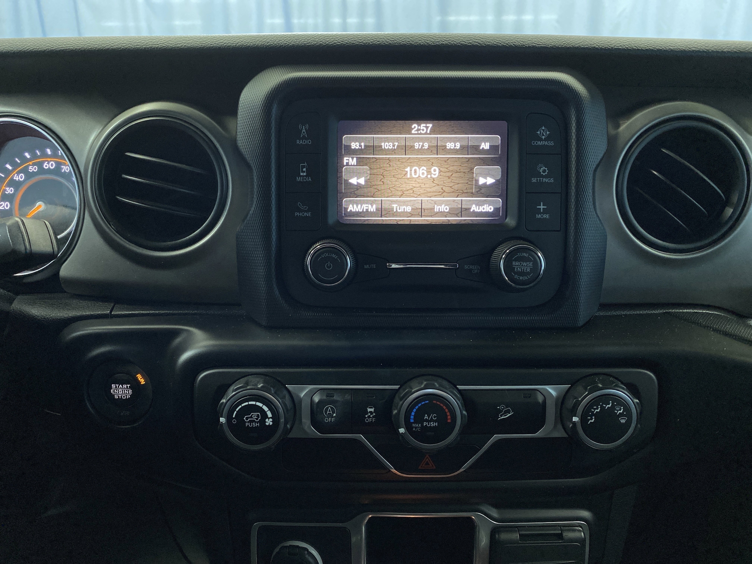 2021 Jeep Wrangler Unlimited Sport - Photo 15