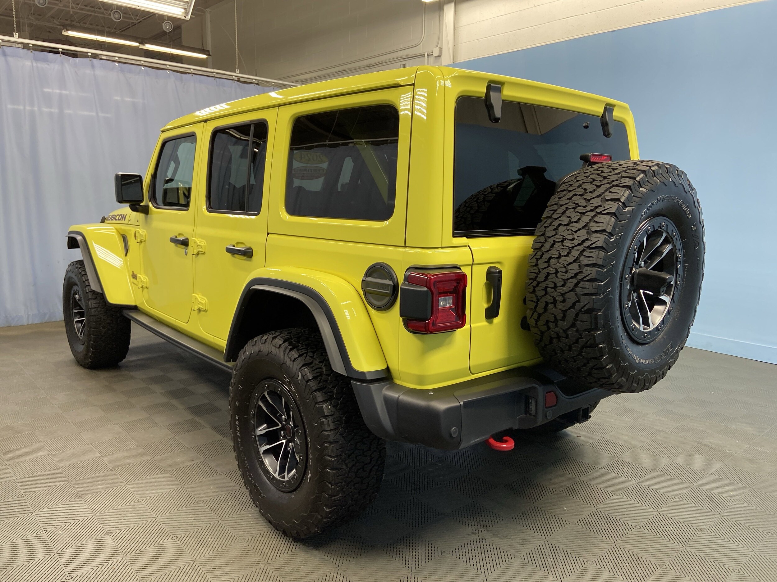 2024 Jeep Wrangler Rubicon X photo 2